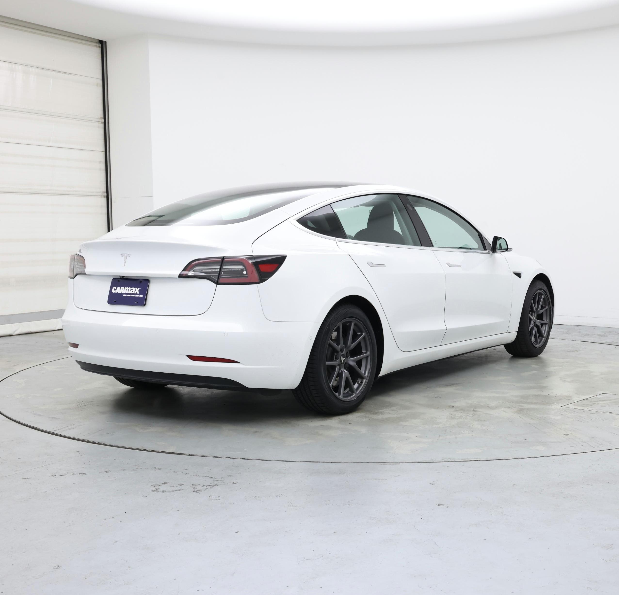 Thumbnail: 2020 Tesla Model 3 - 8