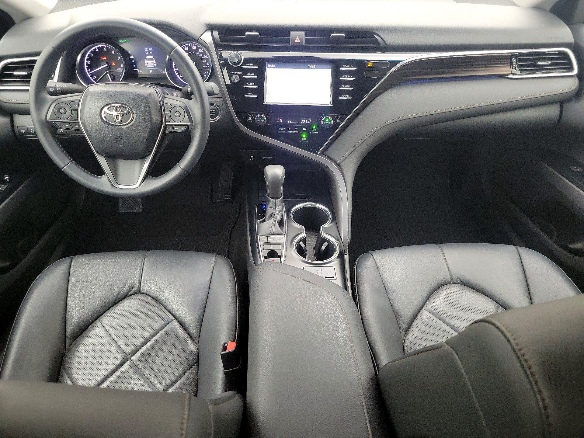 Thumbnail: 2018 Toyota Camry - 9