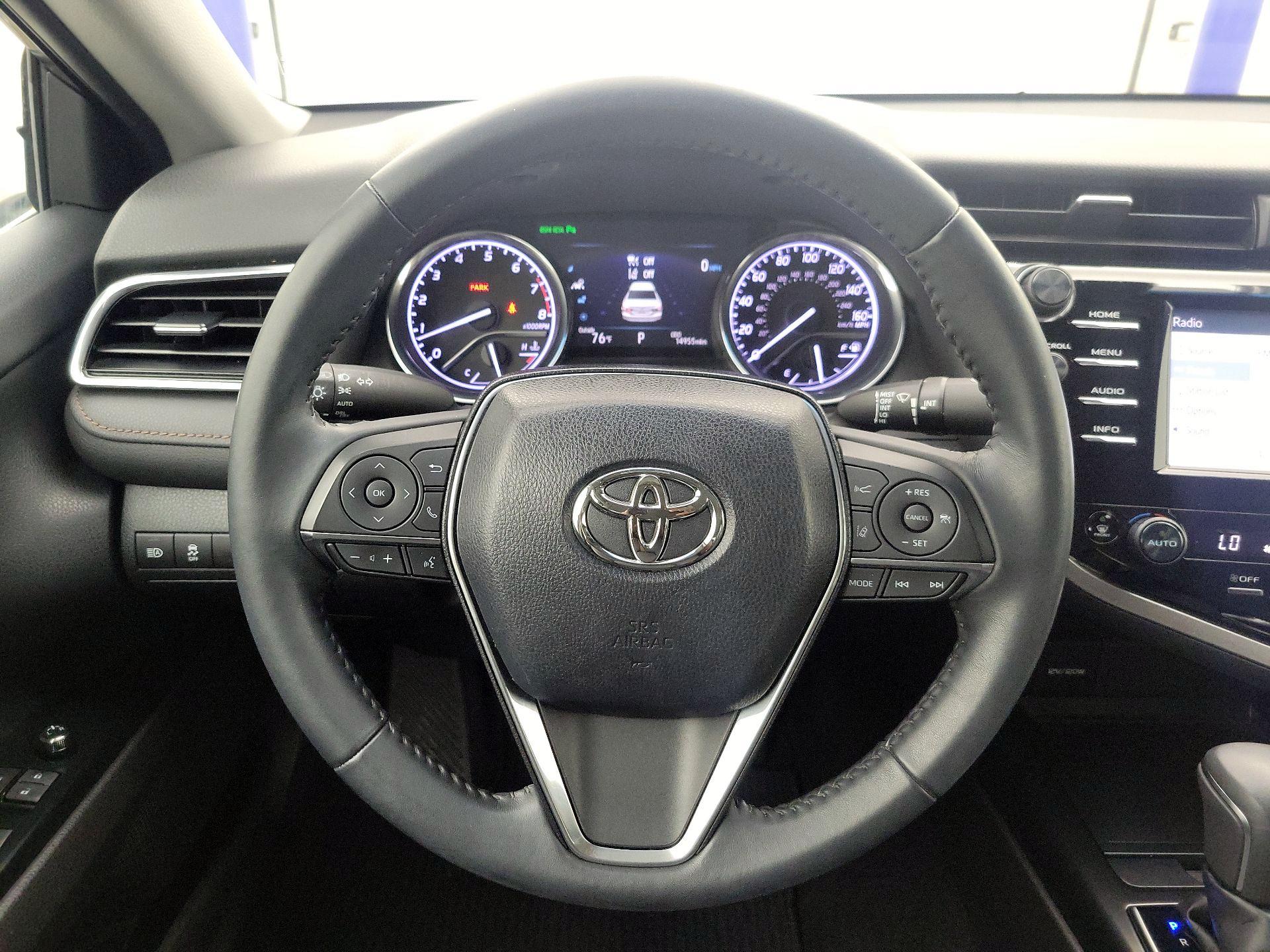 Thumbnail: 2018 Toyota Camry - 10