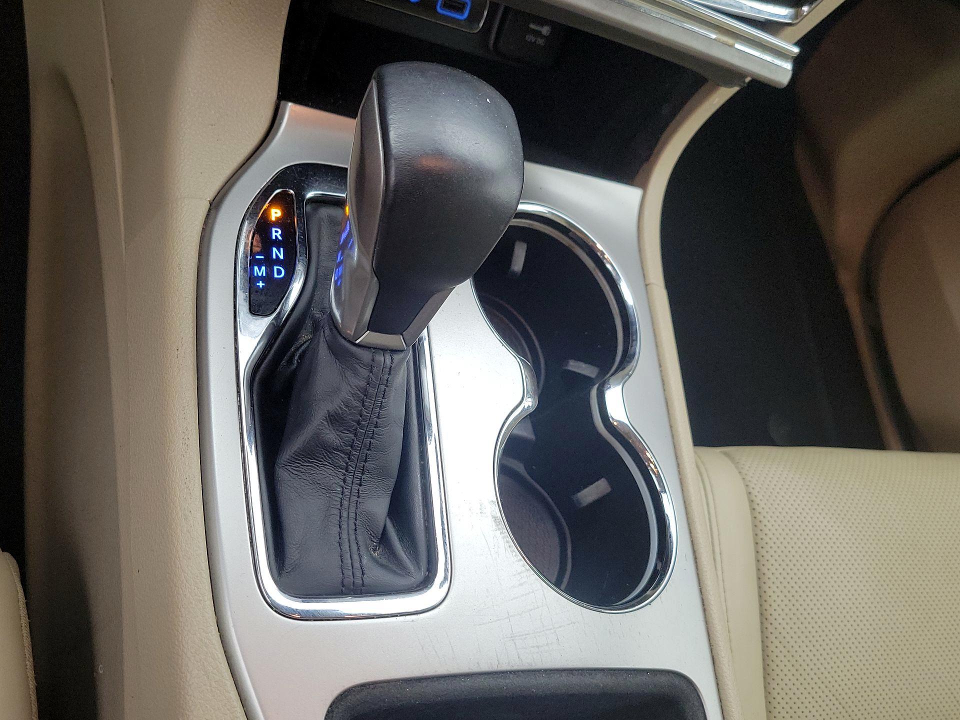 Thumbnail: 2019 Jeep Grand Cherokee - 18