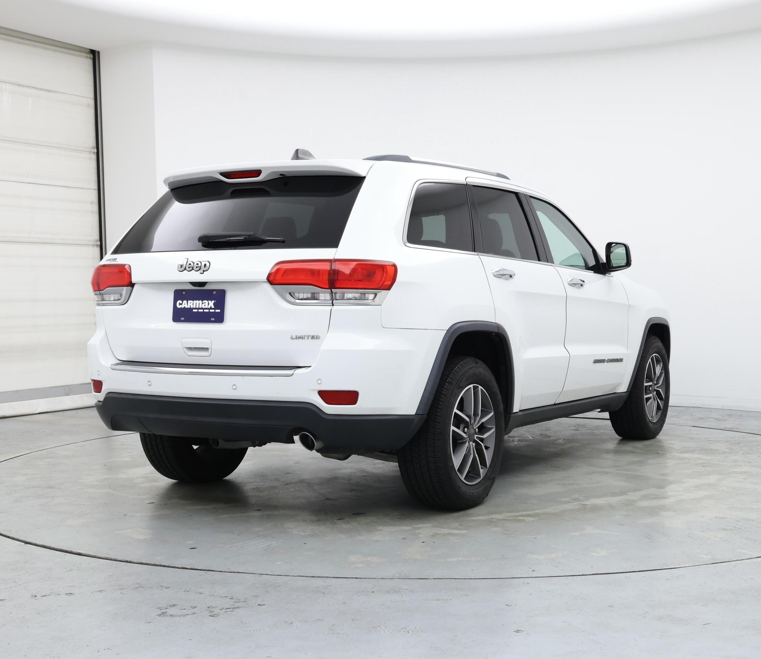Thumbnail: 2019 Jeep Grand Cherokee - 8