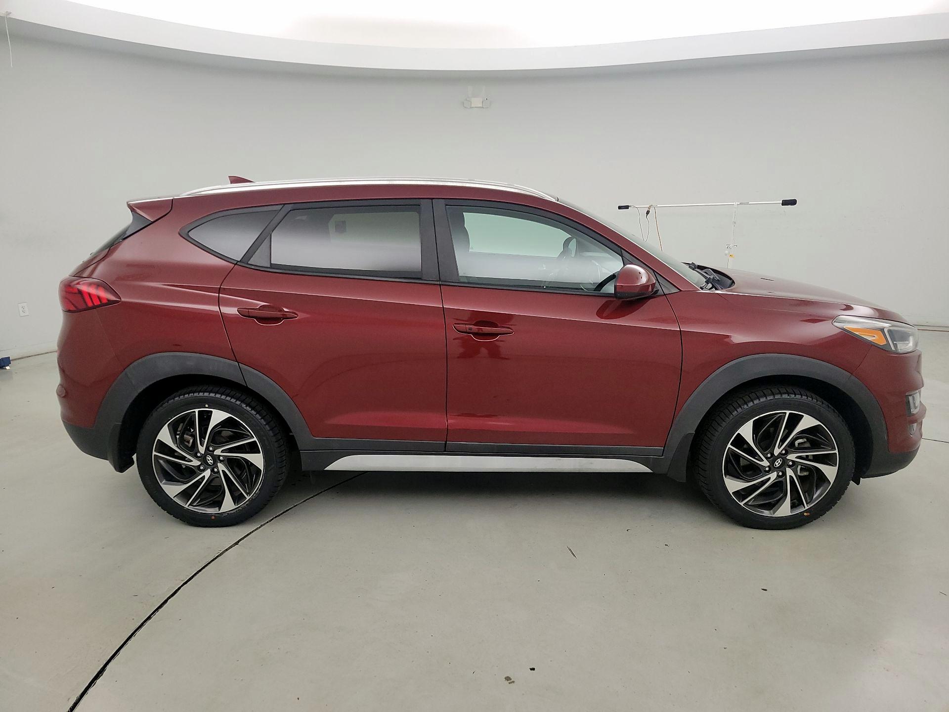 Thumbnail: 2019 Hyundai Tucson - 4