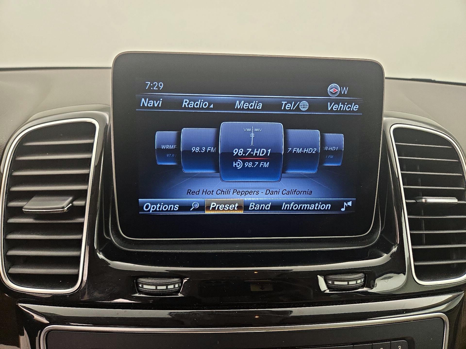 Thumbnail: 2019 Mercedes-Benz GLE - 16