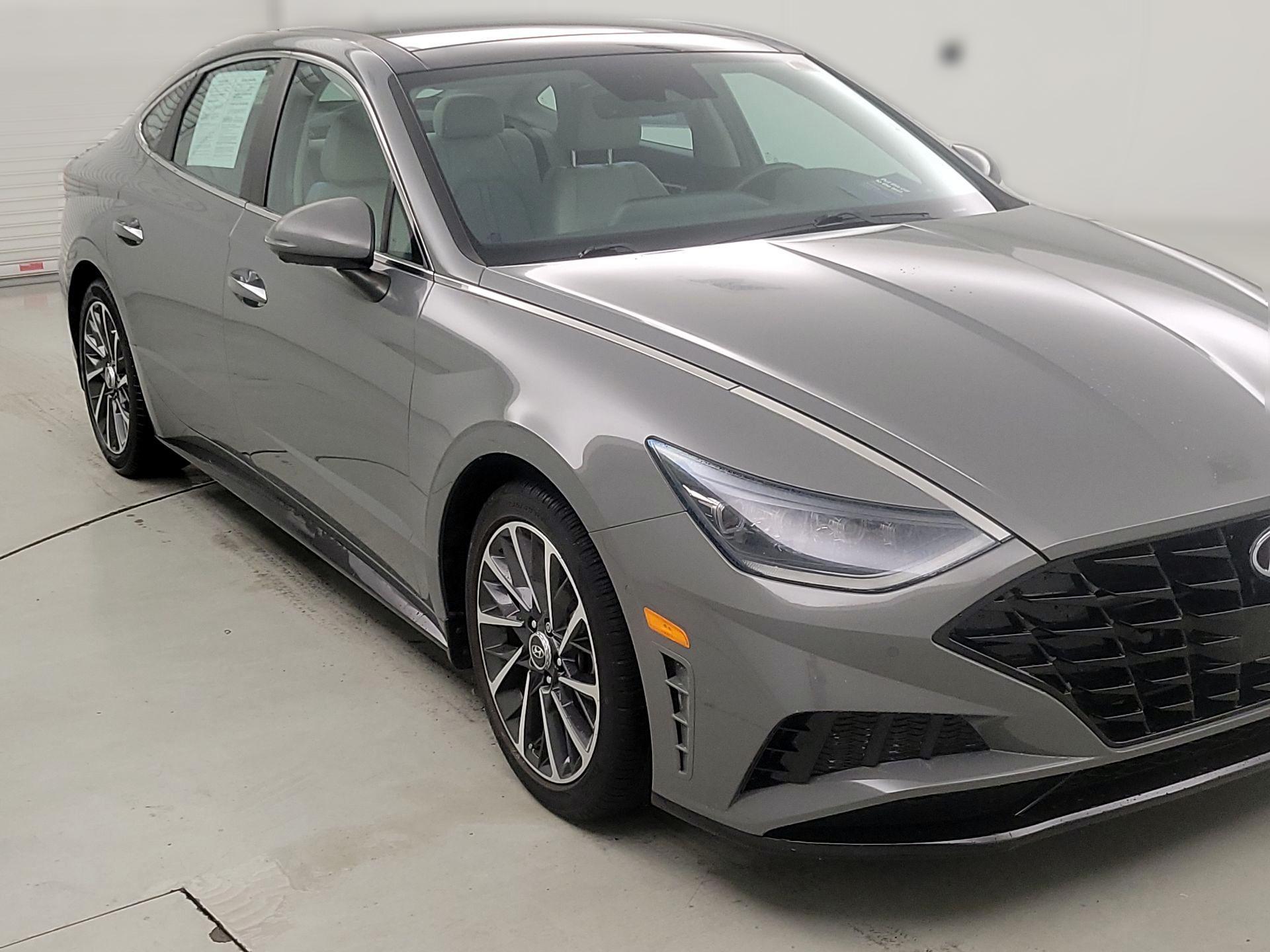 Thumbnail: 2022 Hyundai Sonata - 1
