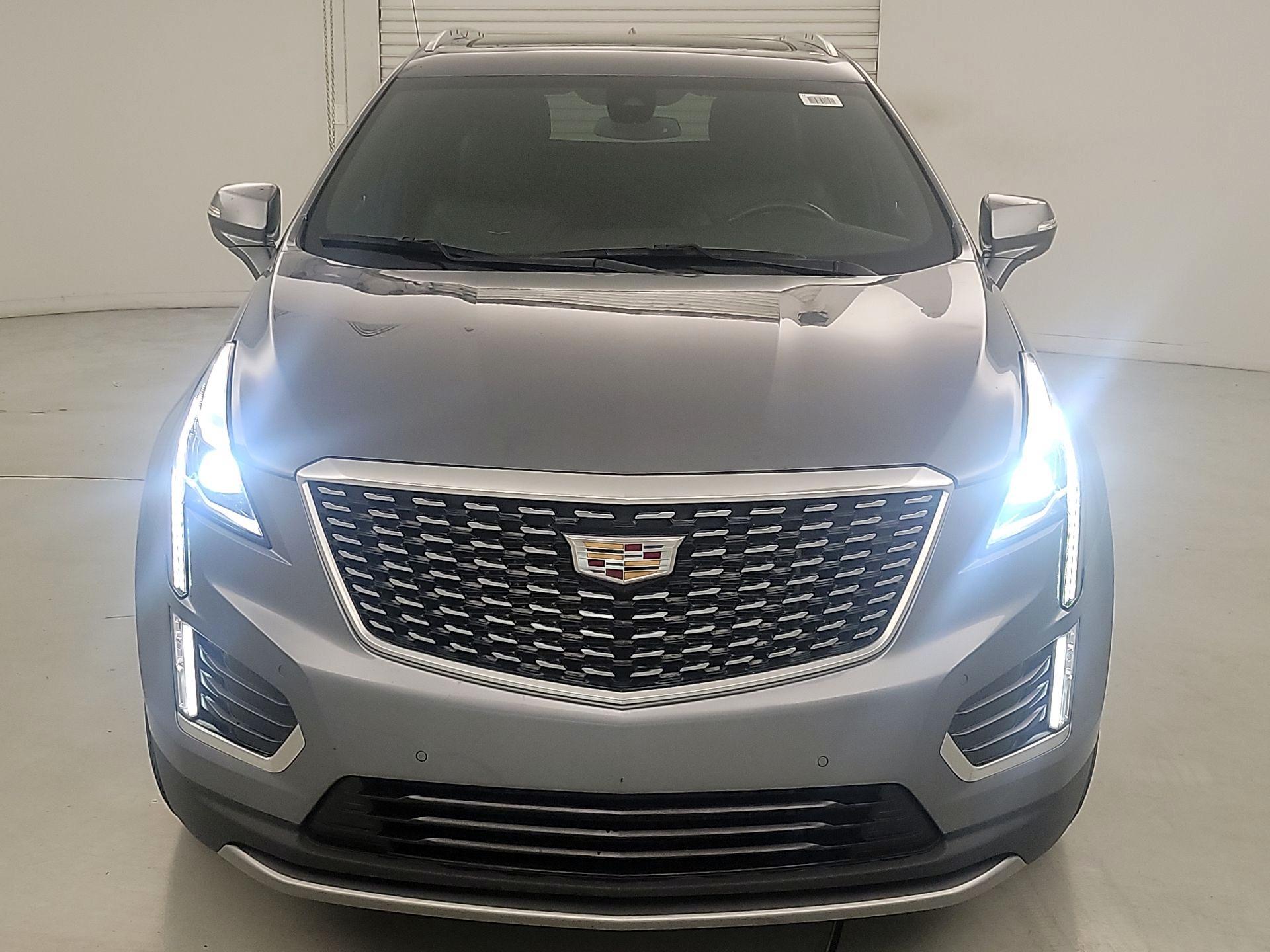 Thumbnail: 2022 Cadillac XT5 - 2