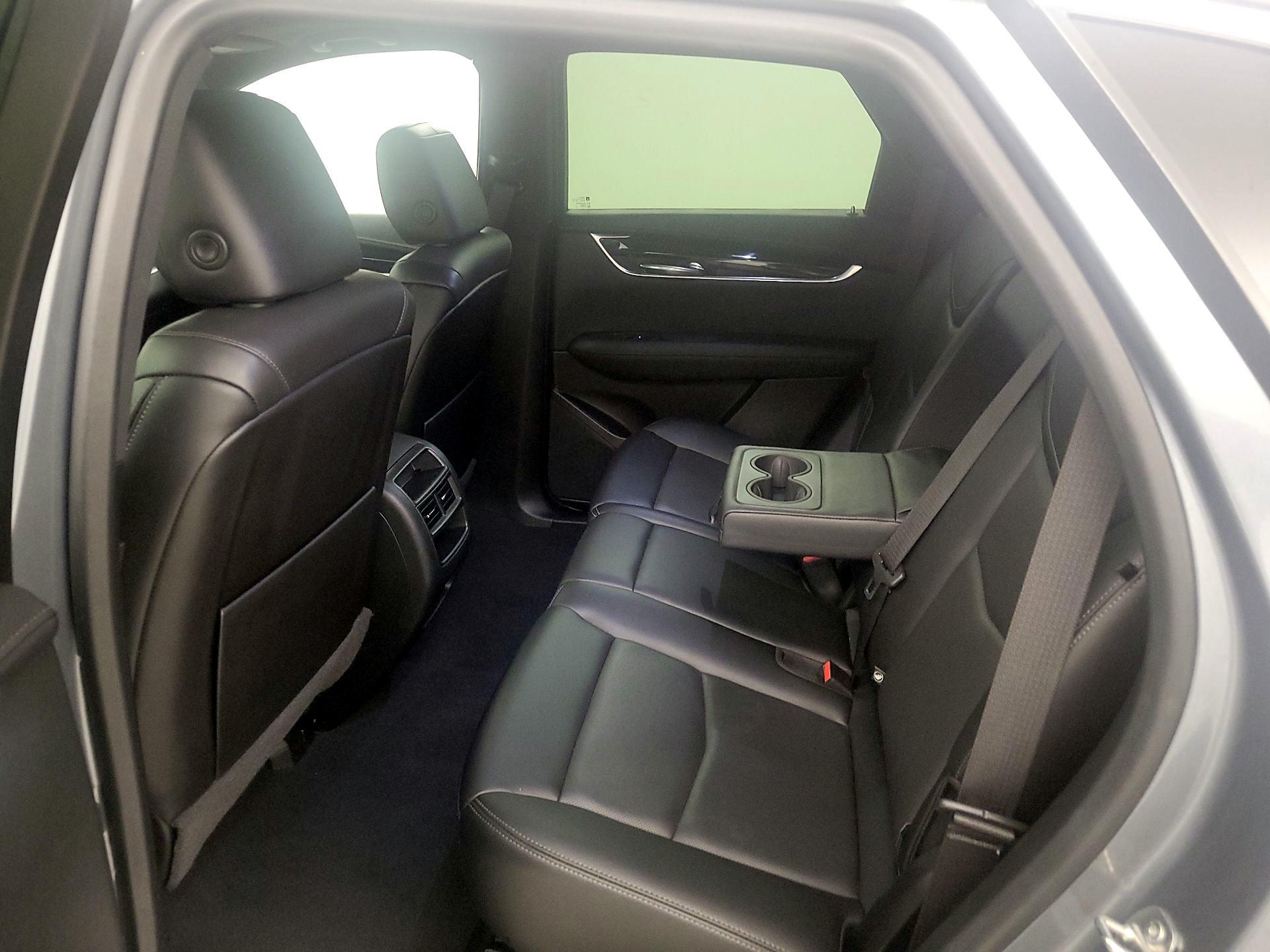 Thumbnail: 2022 Cadillac XT5 - 19