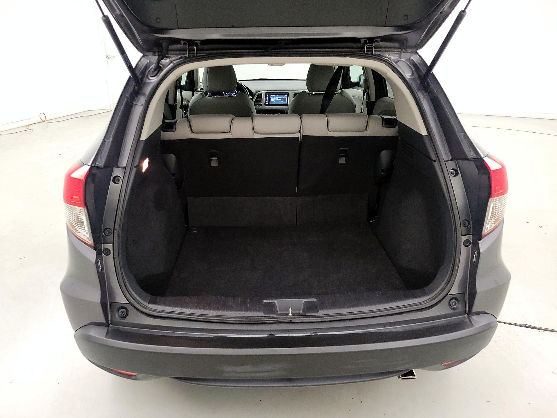 Thumbnail: 2019 Honda HR-V - 19