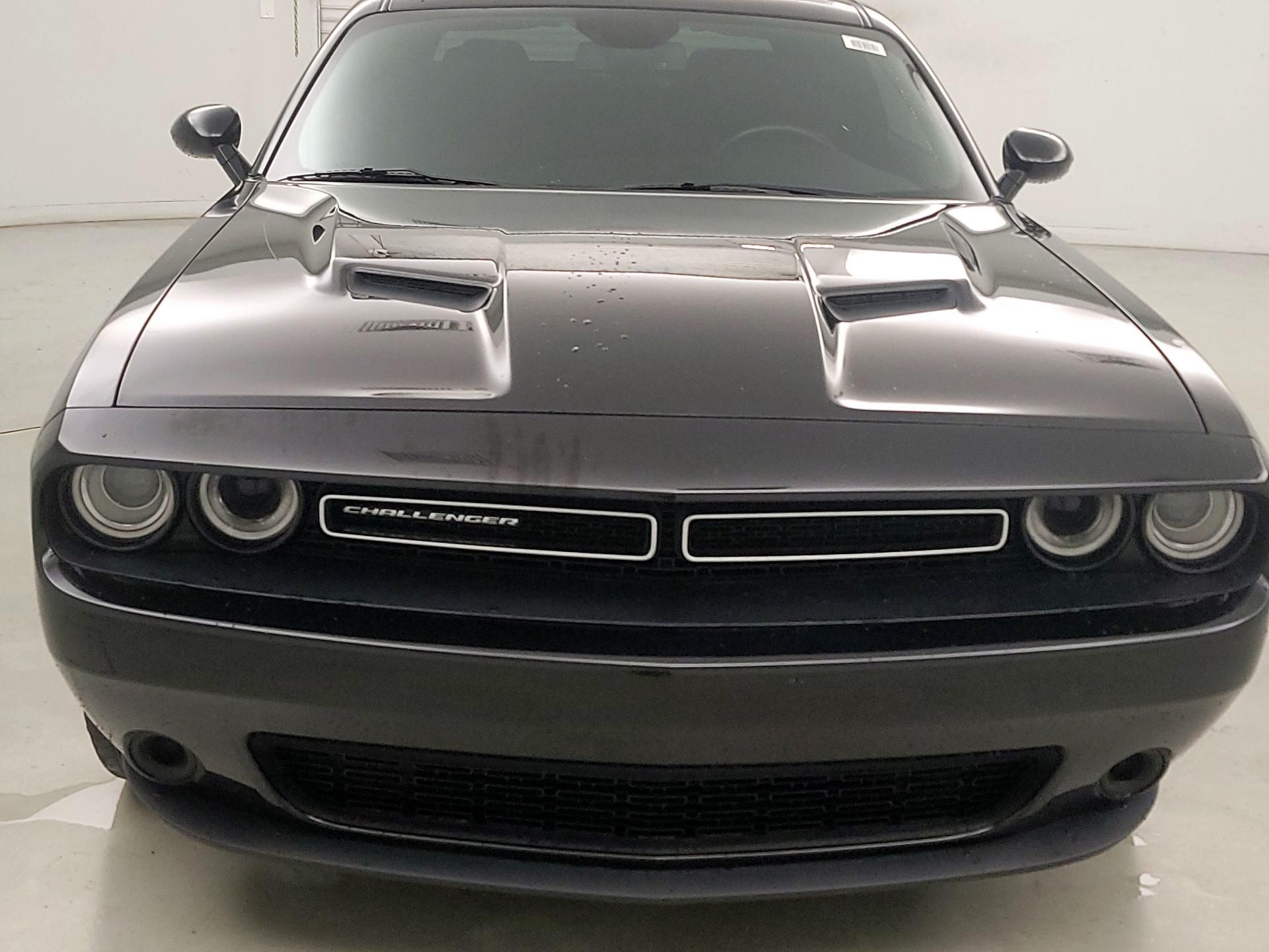 Thumbnail: 2019 Dodge Challenger - 2