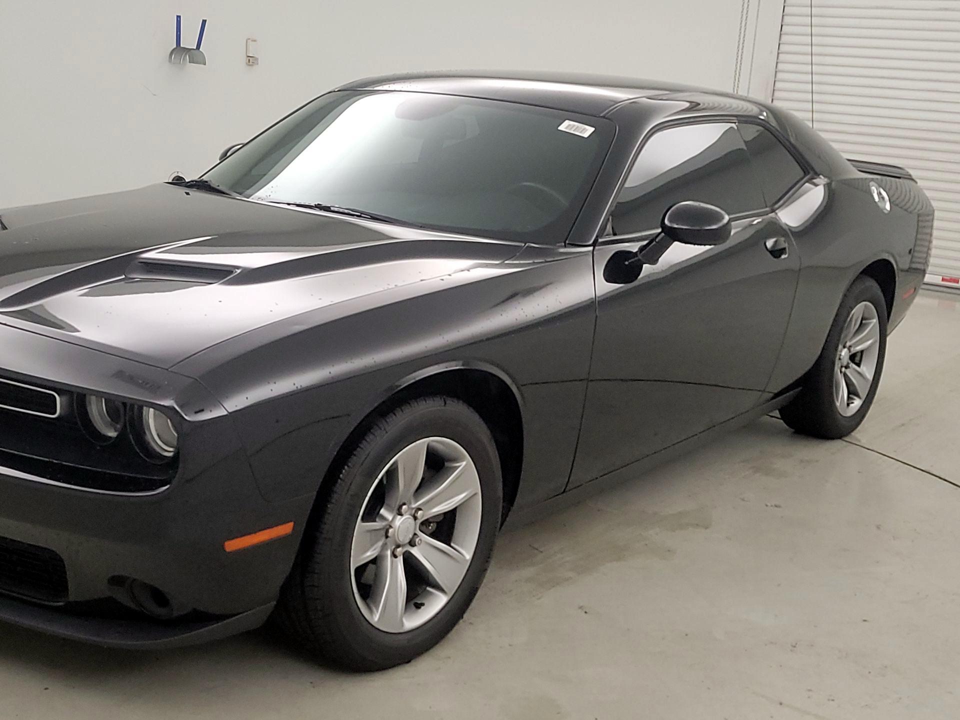 Thumbnail: 2019 Dodge Challenger - 3