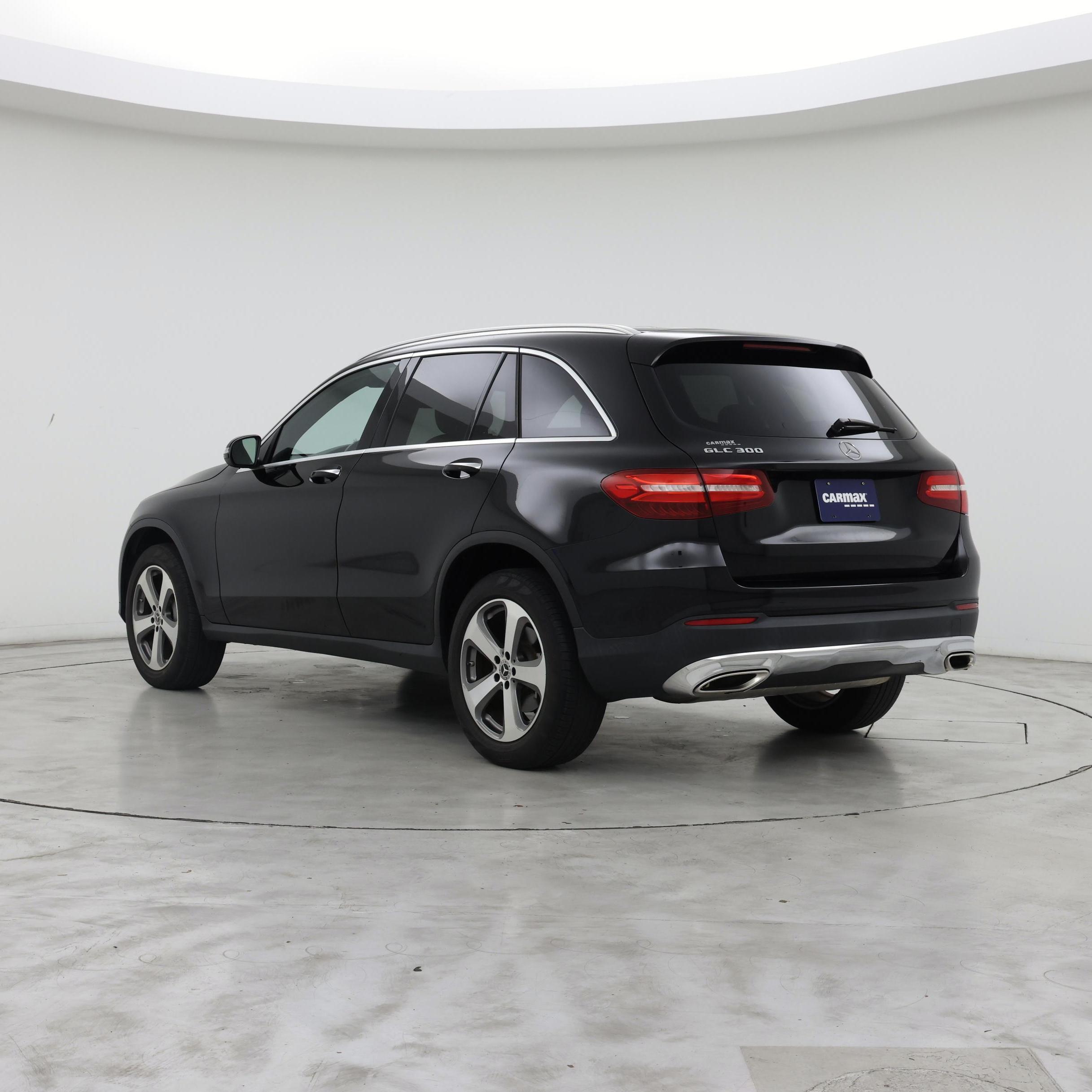 Thumbnail: 2017 Mercedes-Benz GLC - 2