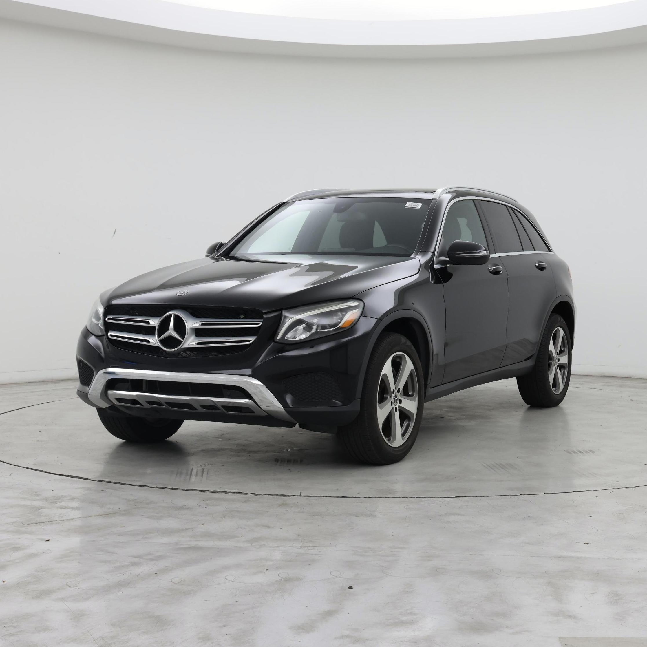 Thumbnail: 2017 Mercedes-Benz GLC - 4