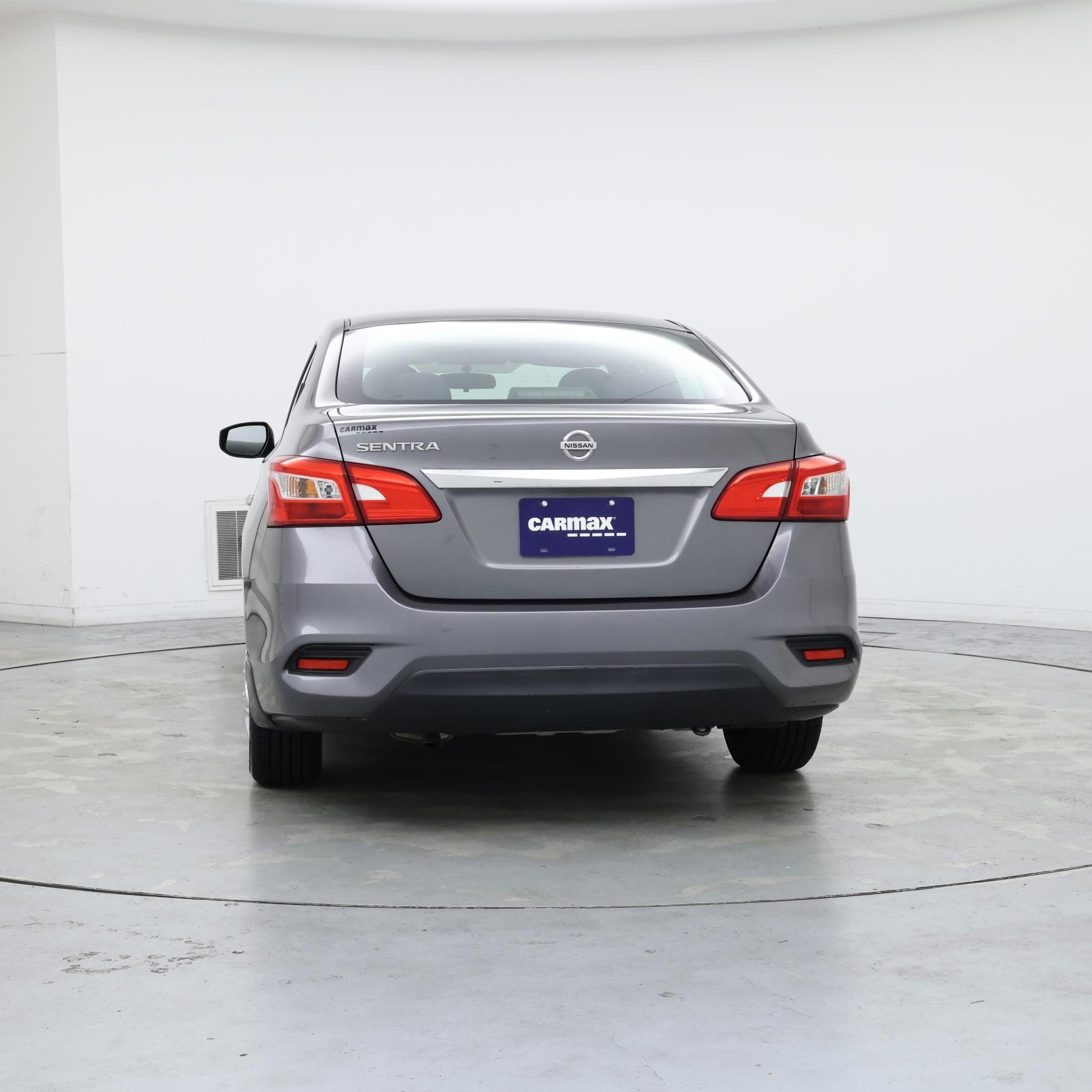 Thumbnail: 2017 Nissan Sentra - 6