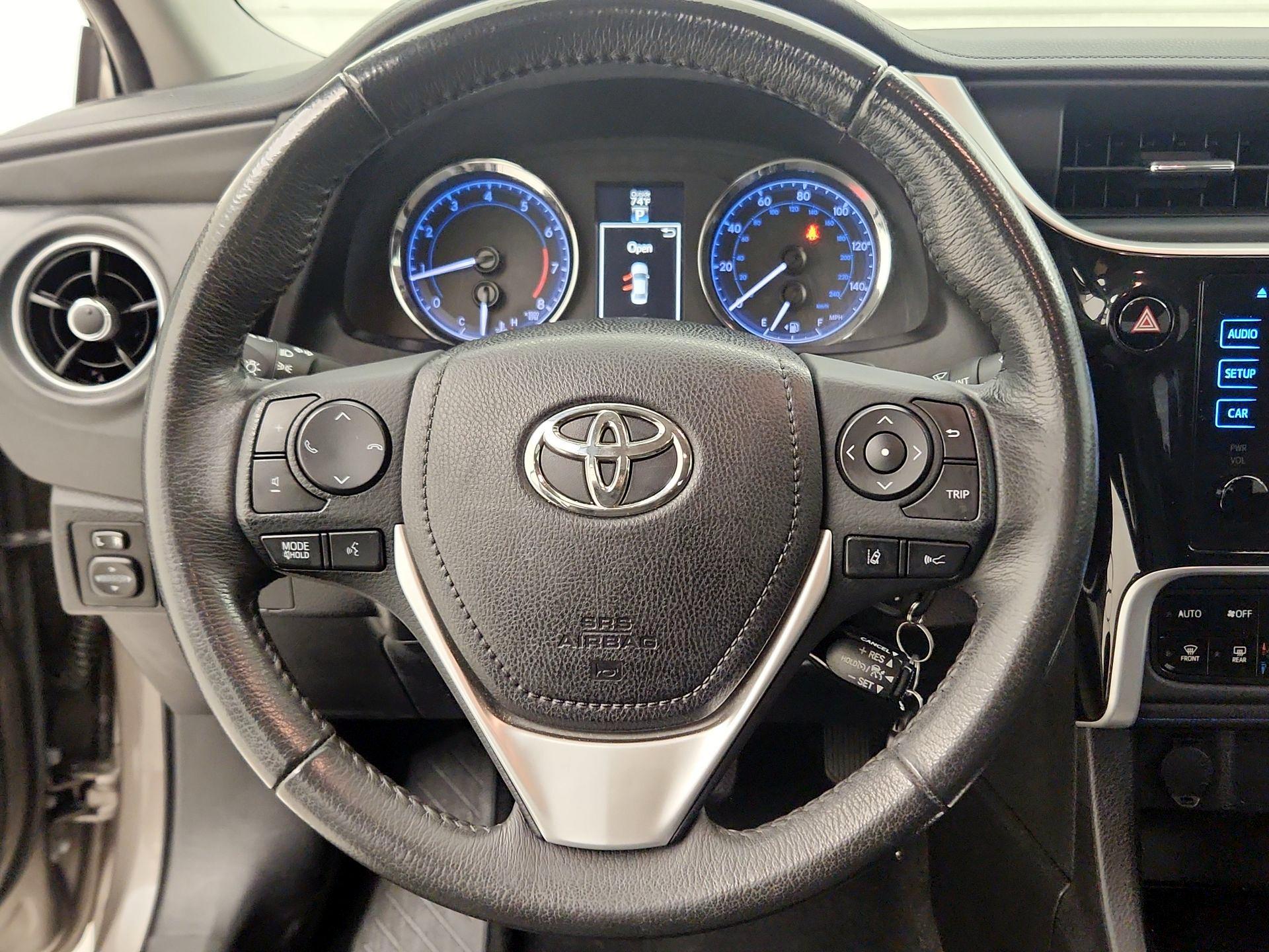 Thumbnail: 2018 Toyota Corolla - 10