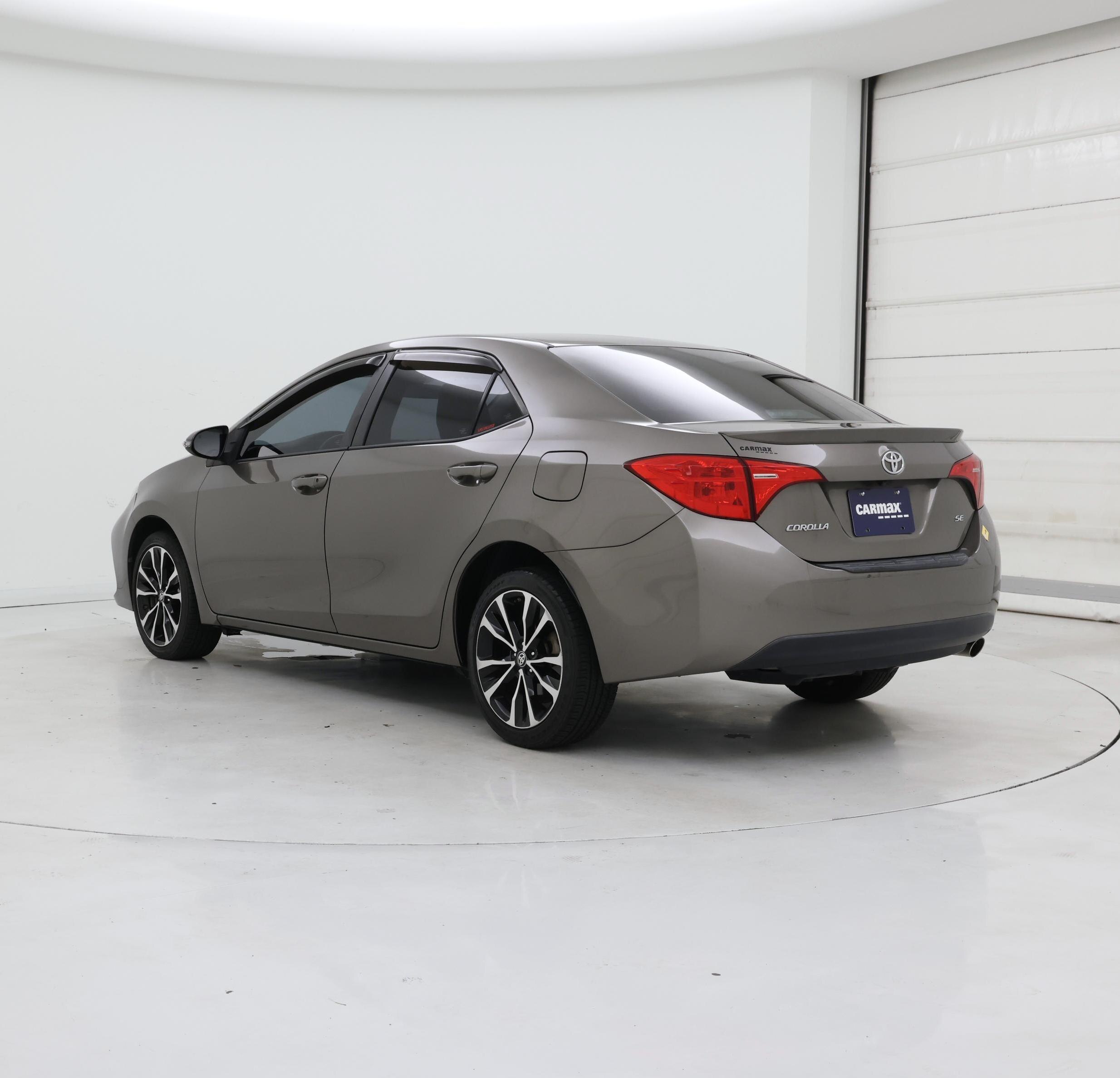 Thumbnail: 2018 Toyota Corolla - 2