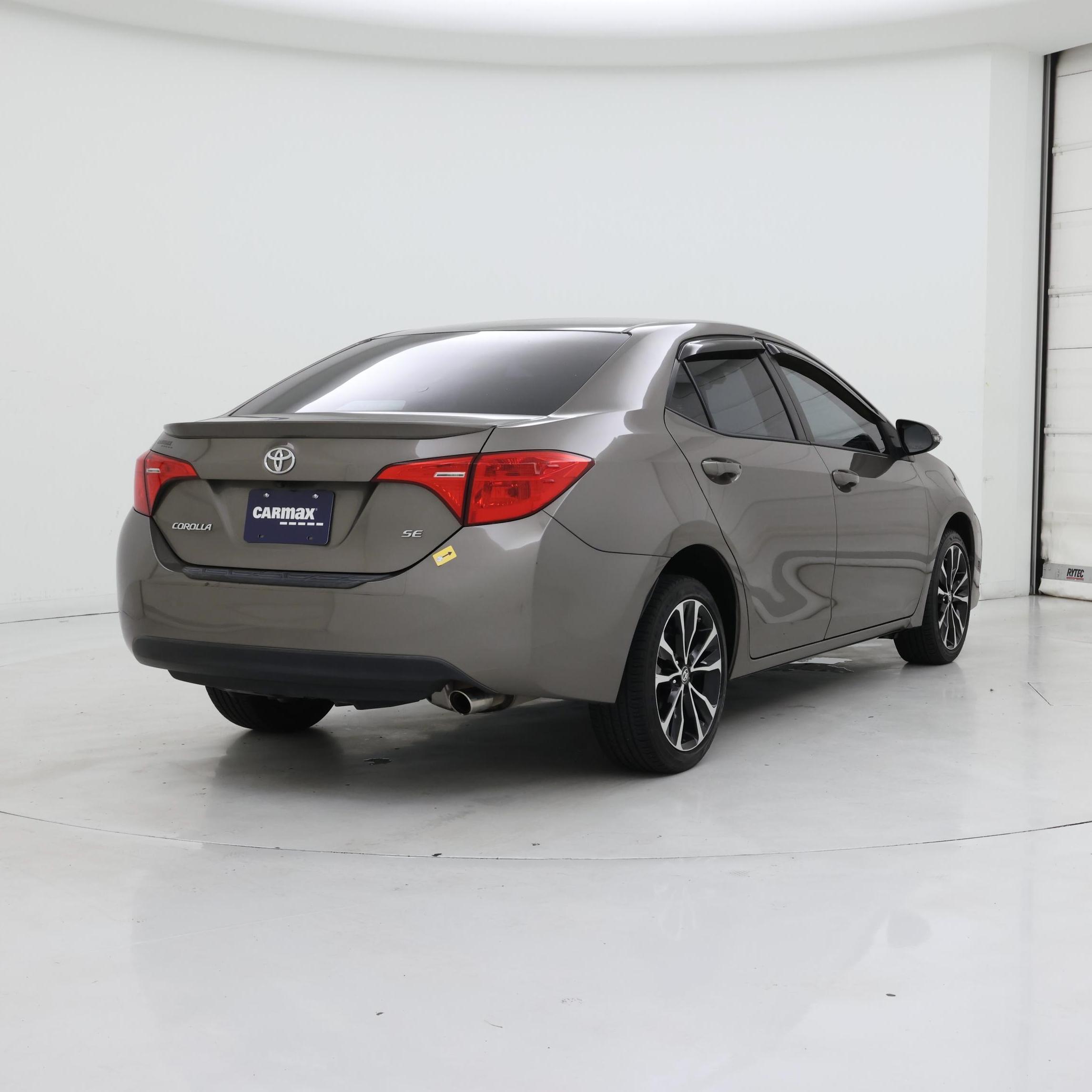 Thumbnail: 2018 Toyota Corolla - 8