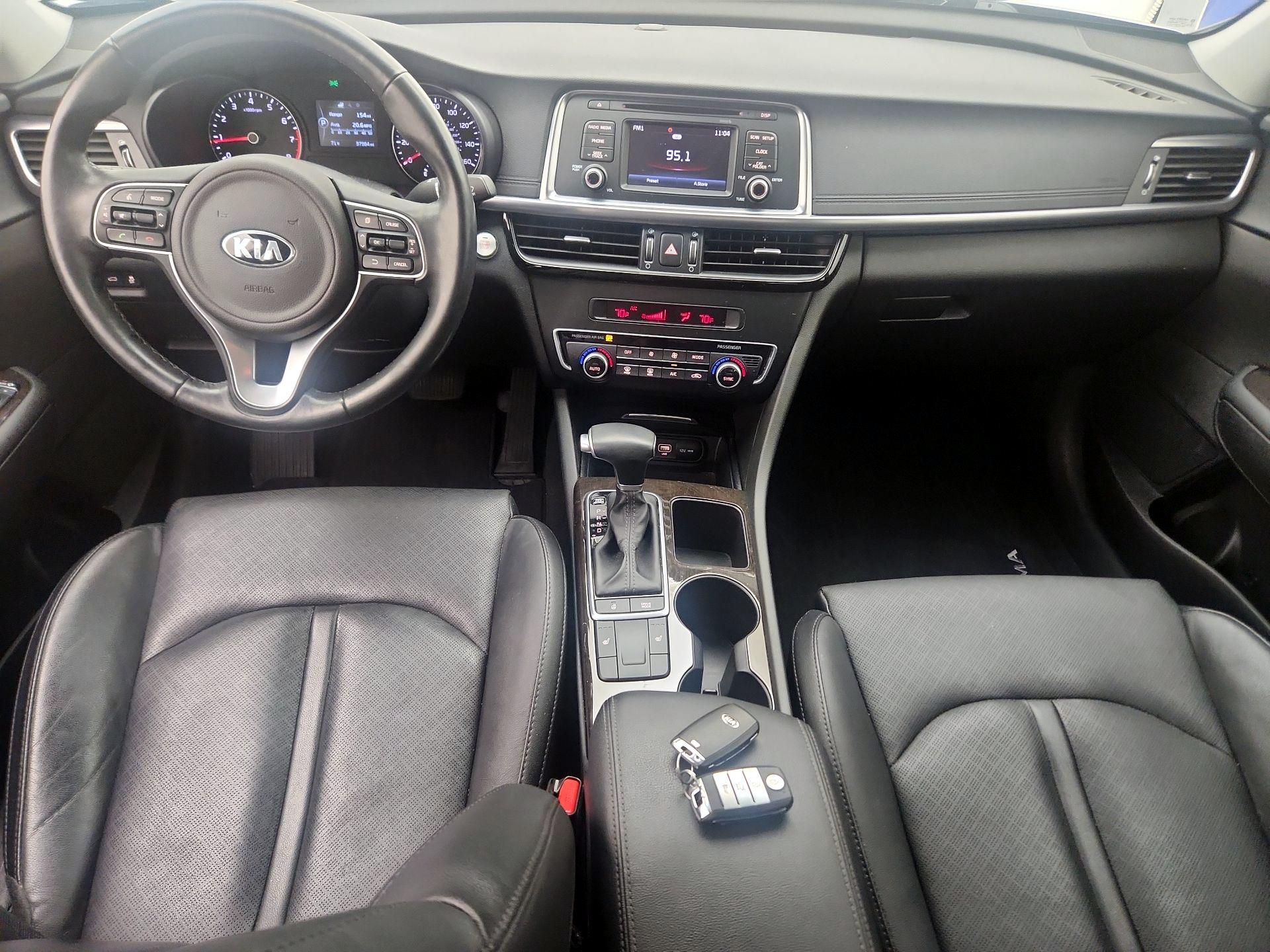 Thumbnail: 2016 Kia Optima - 9