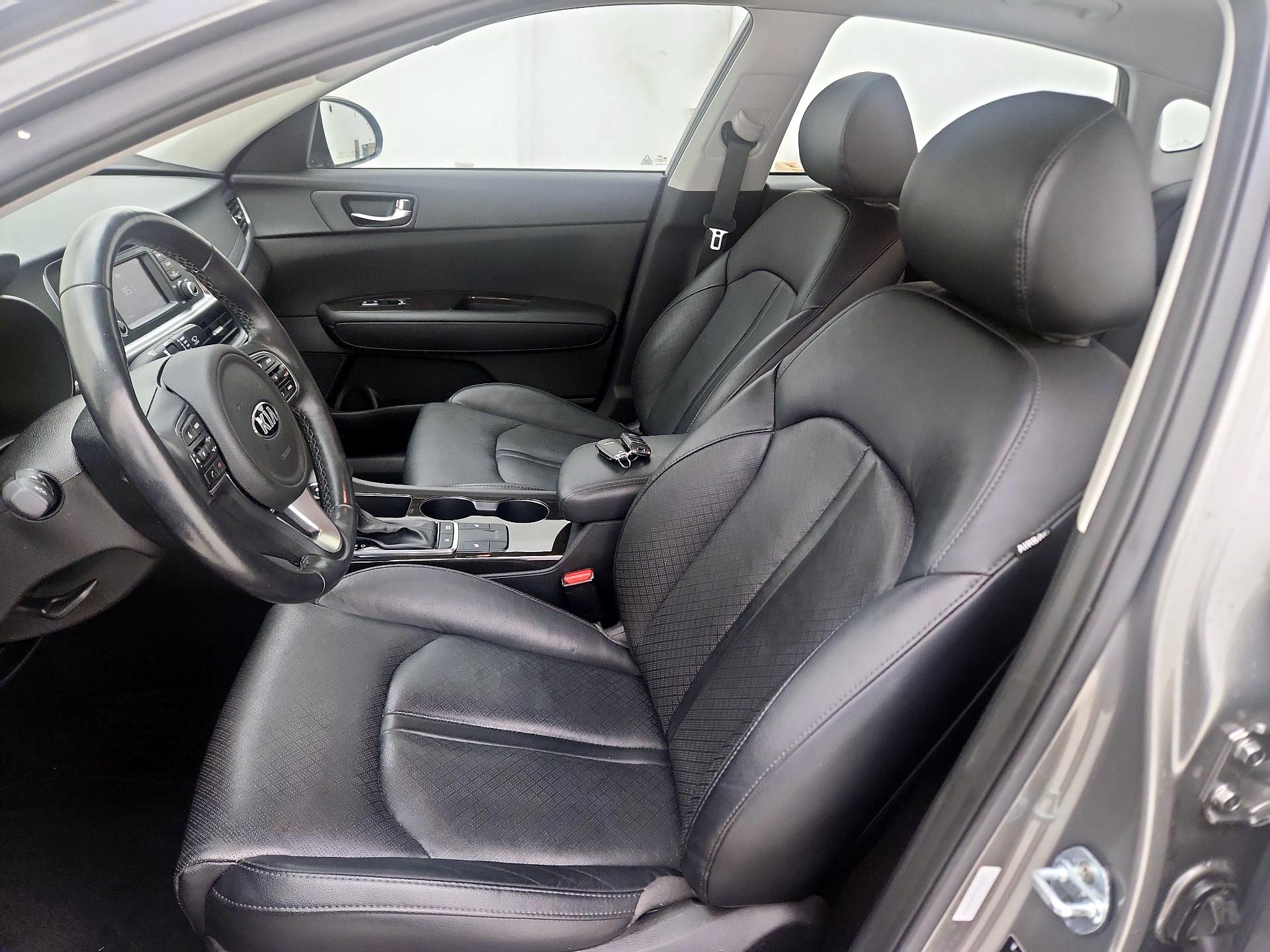 Thumbnail: 2016 Kia Optima - 11