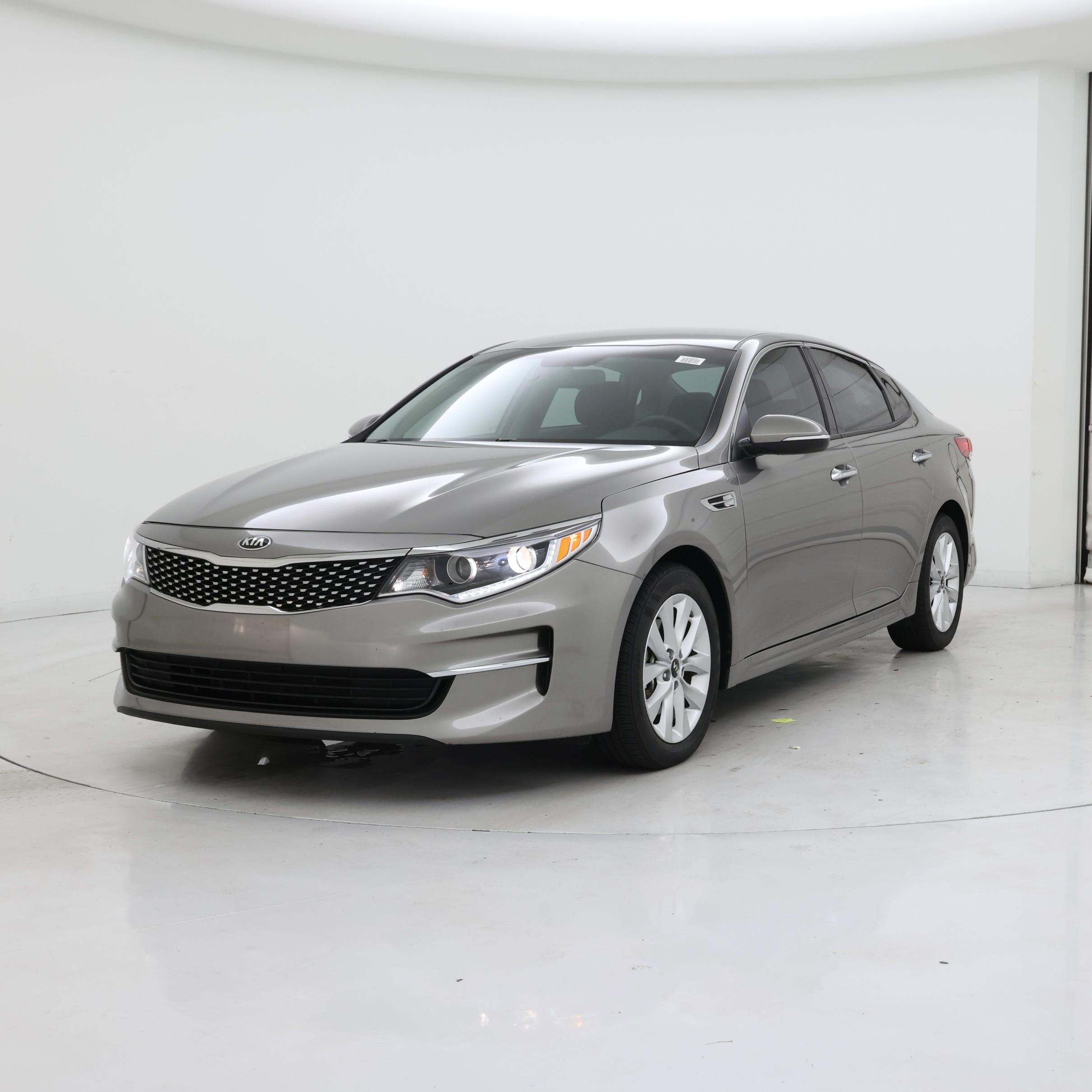Thumbnail: 2016 Kia Optima - 4