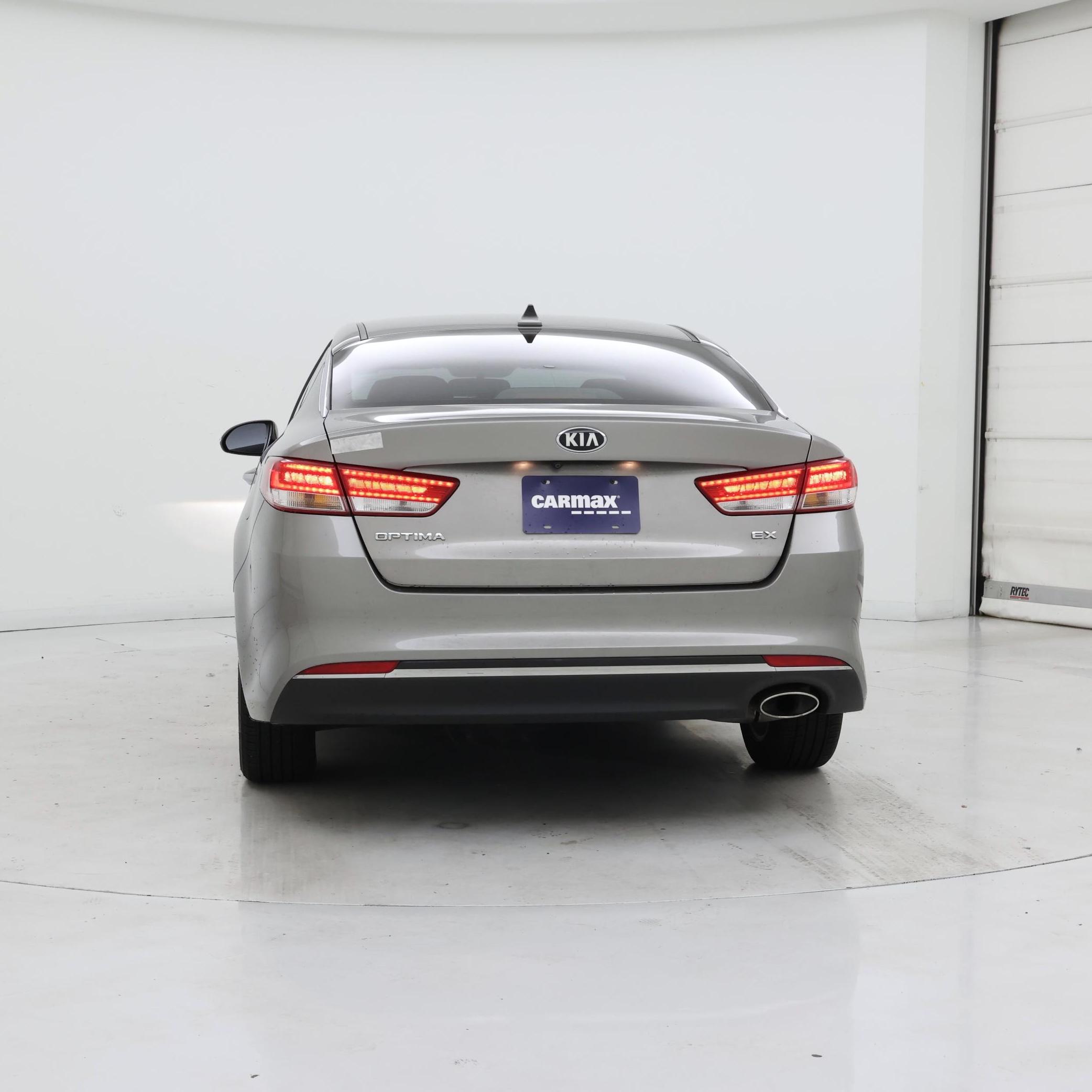 Thumbnail: 2016 Kia Optima - 6
