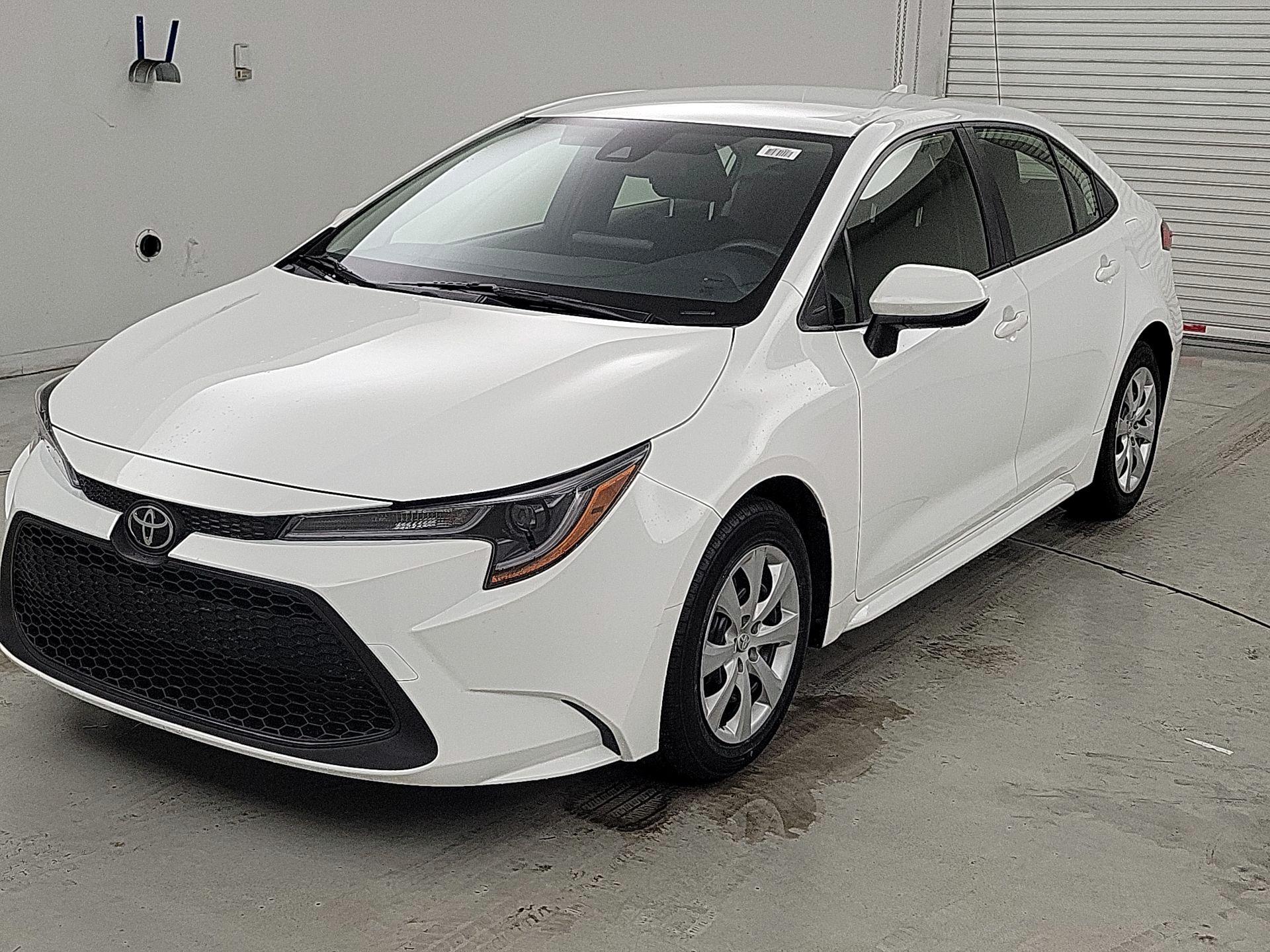 Thumbnail: 2022 Toyota Corolla - 3