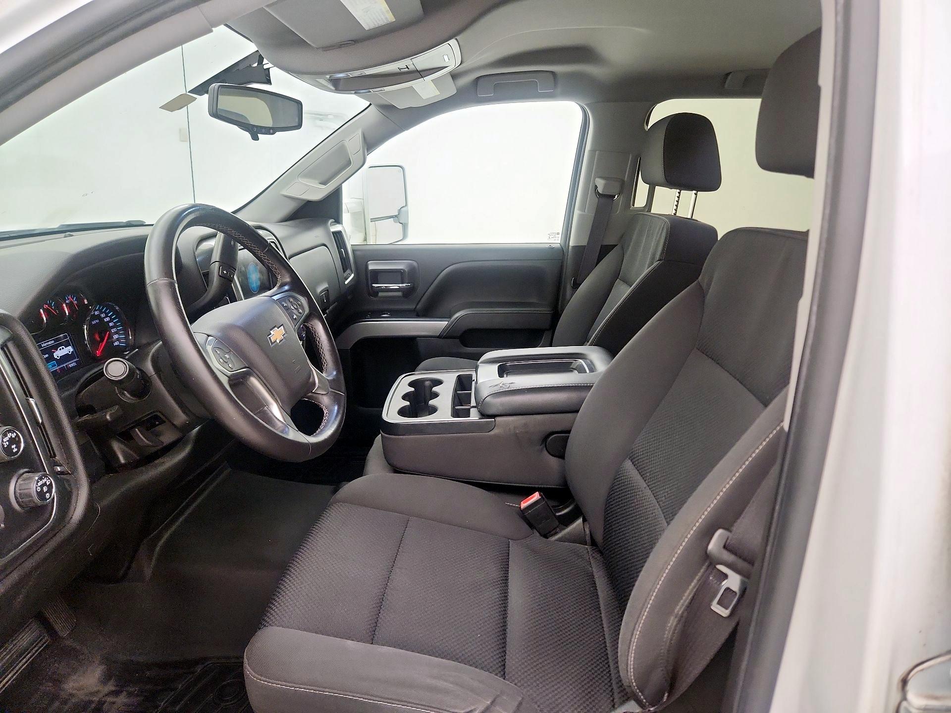 Thumbnail: 2017 Chevrolet Silverado 1500 - 11