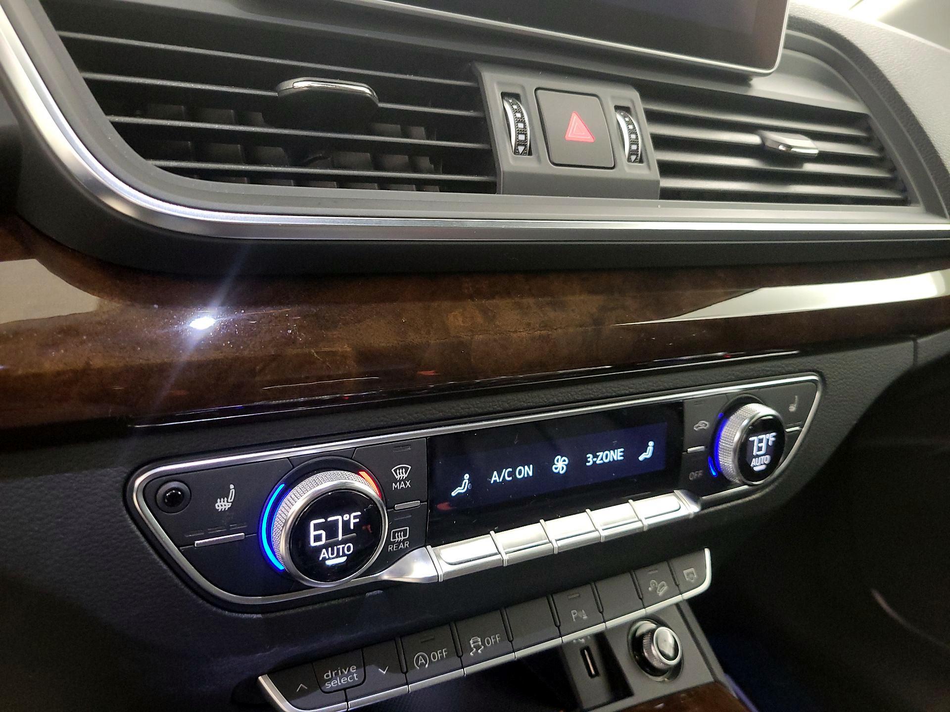 Thumbnail: 2019 Audi Q5 - 15