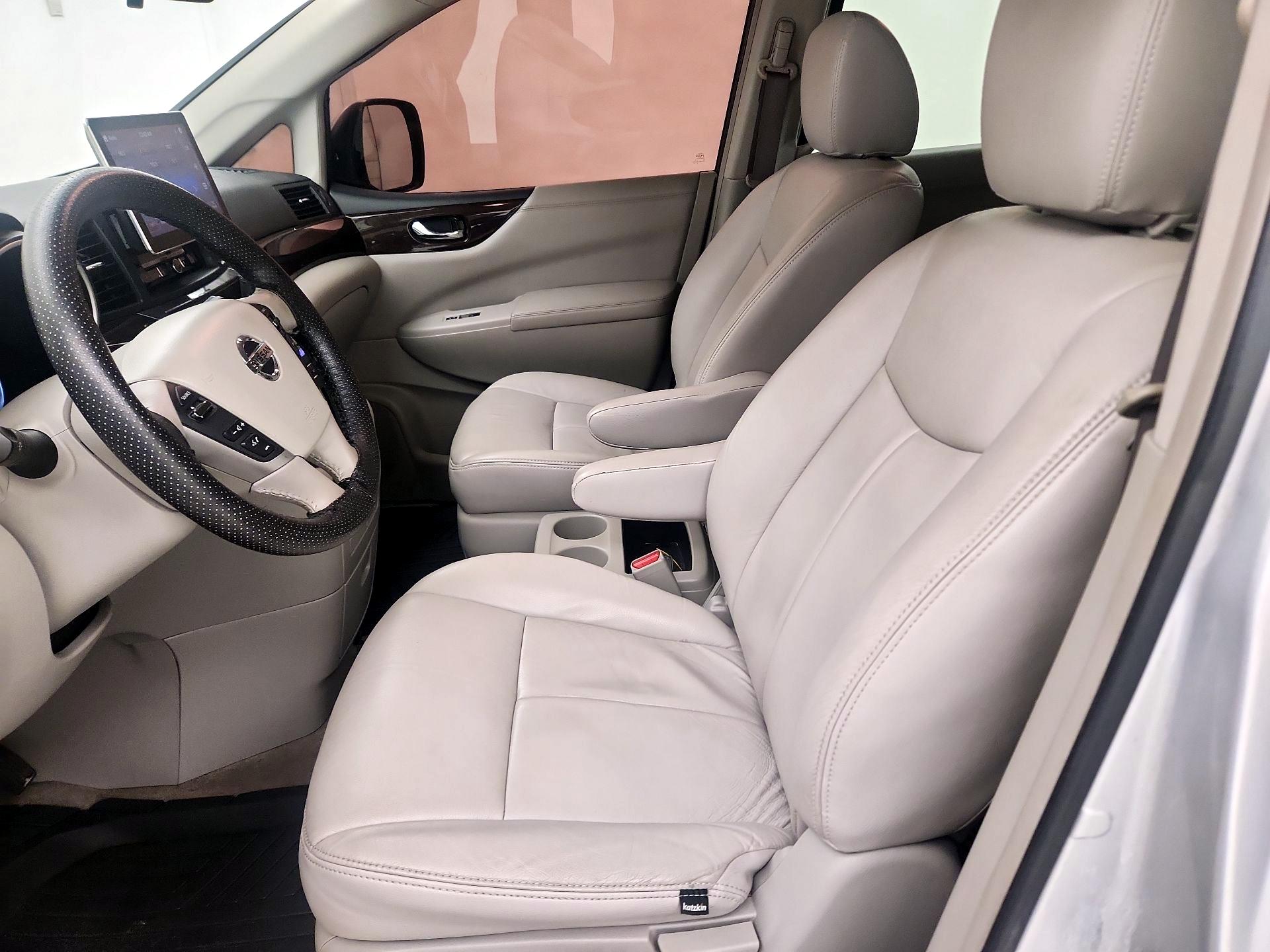Thumbnail: 2017 Nissan Quest - 11