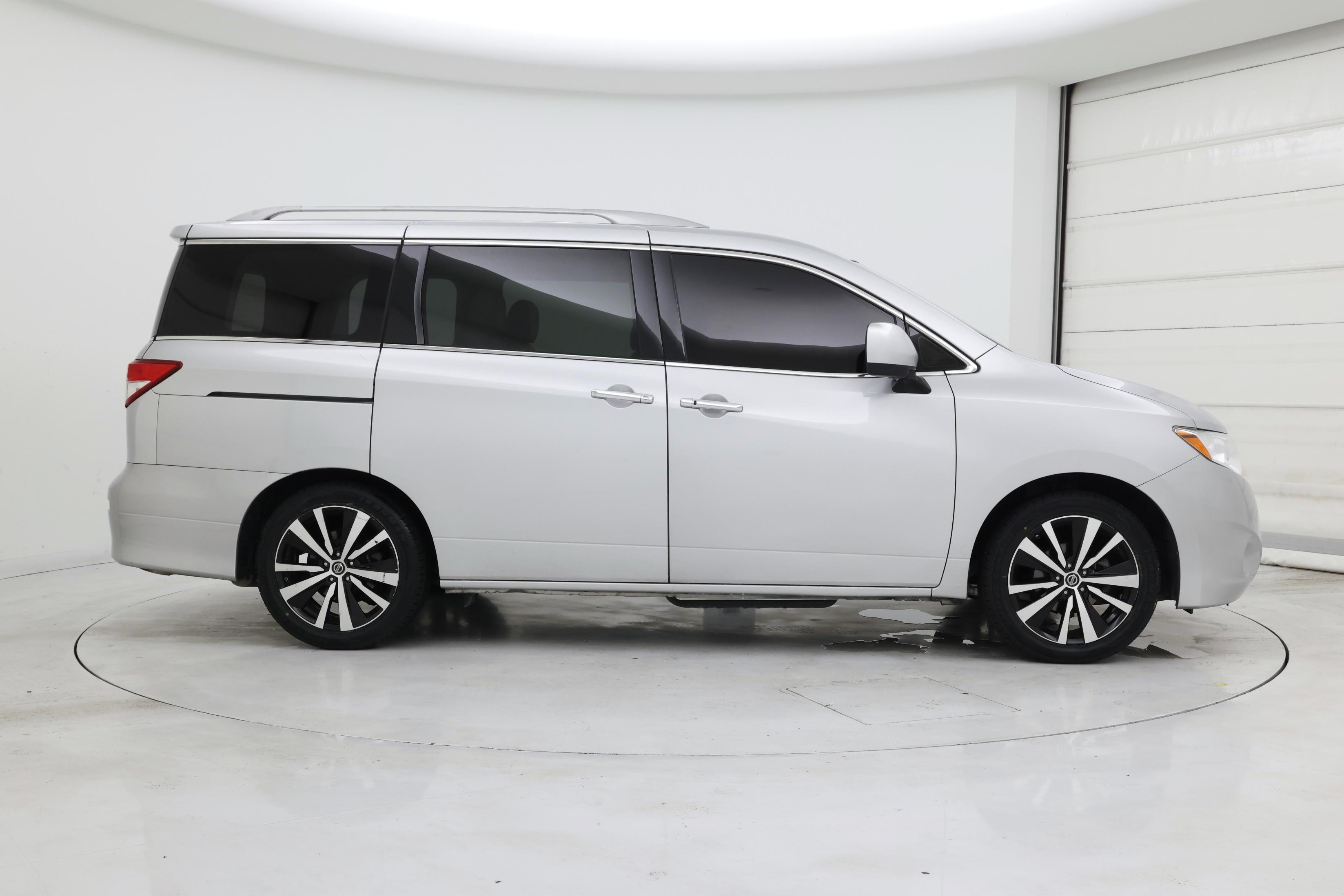 Thumbnail: 2017 Nissan Quest - 7