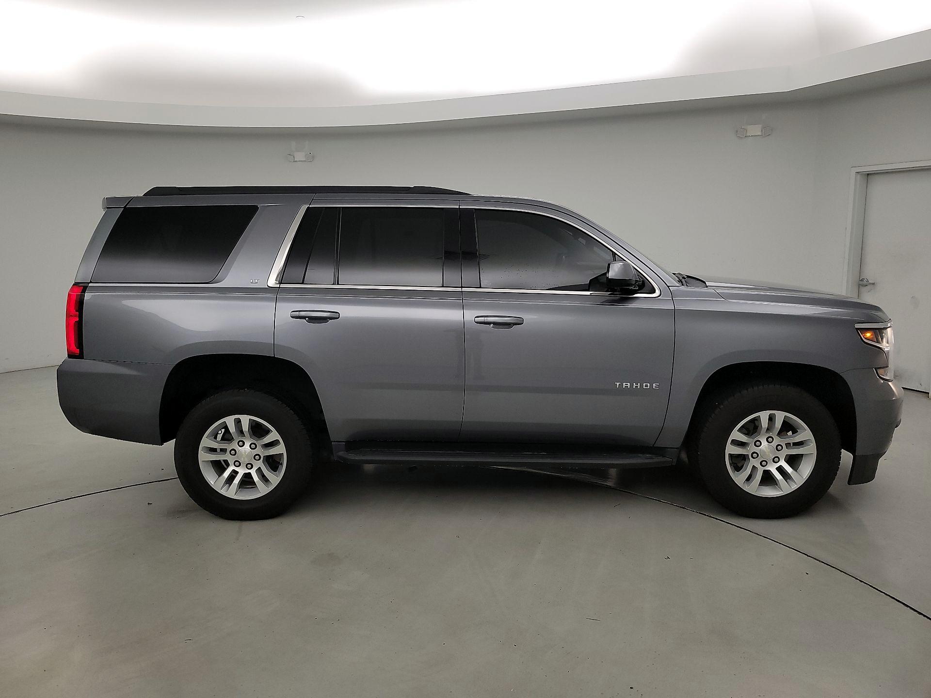 Thumbnail: 2019 Chevrolet Tahoe - 4