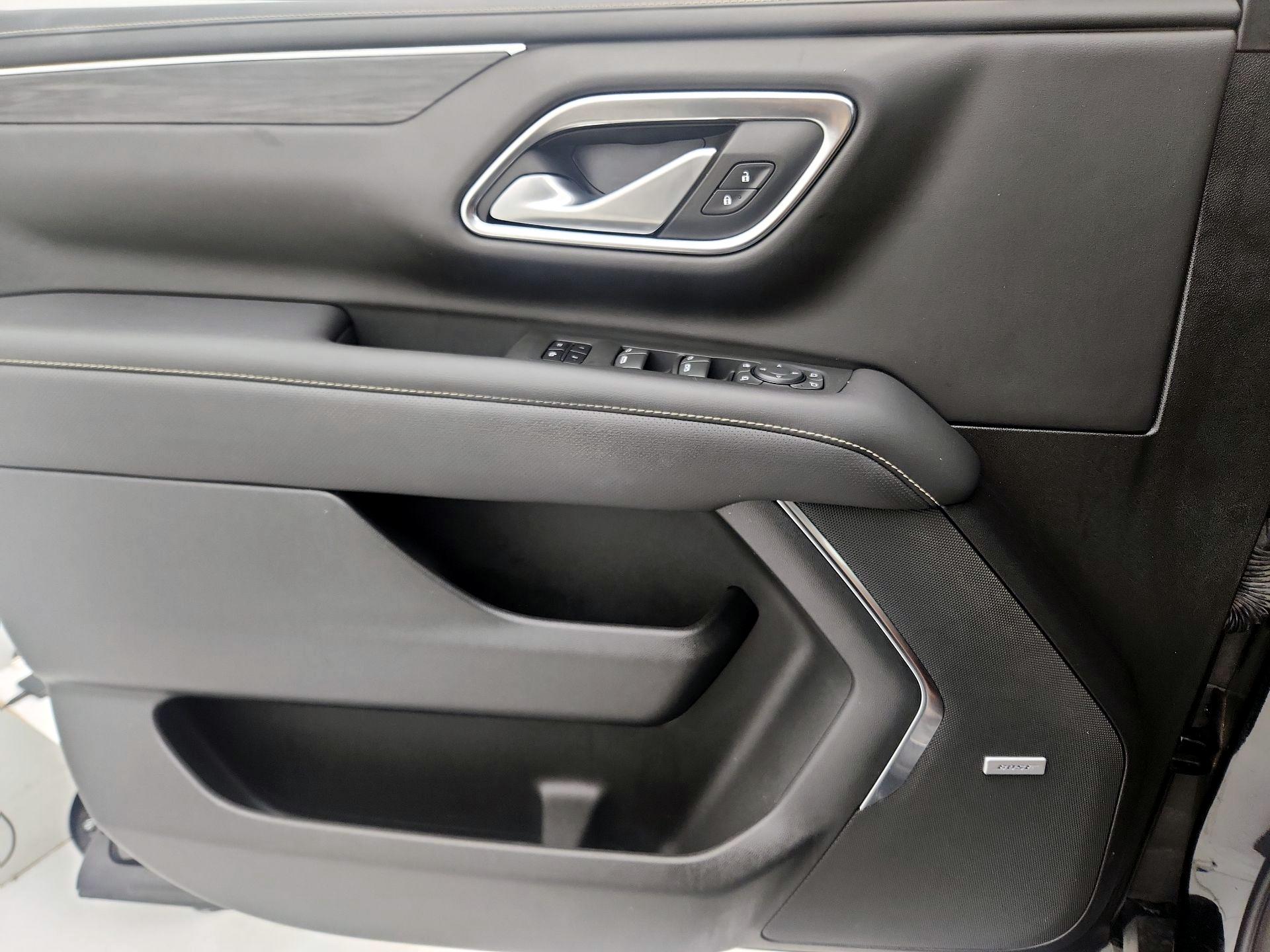 Thumbnail: 2022 GMC Yukon XL - 12