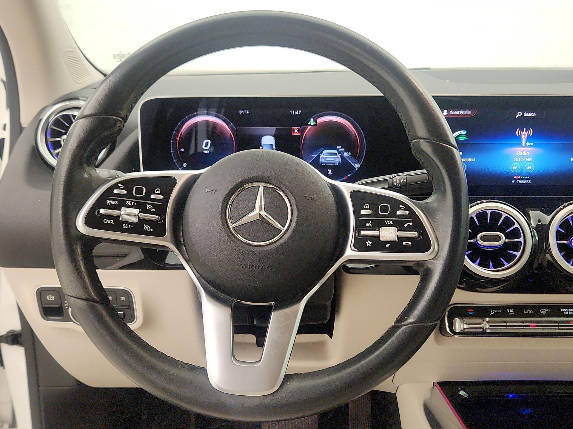Thumbnail: 2021 Mercedes-Benz GLA - 10