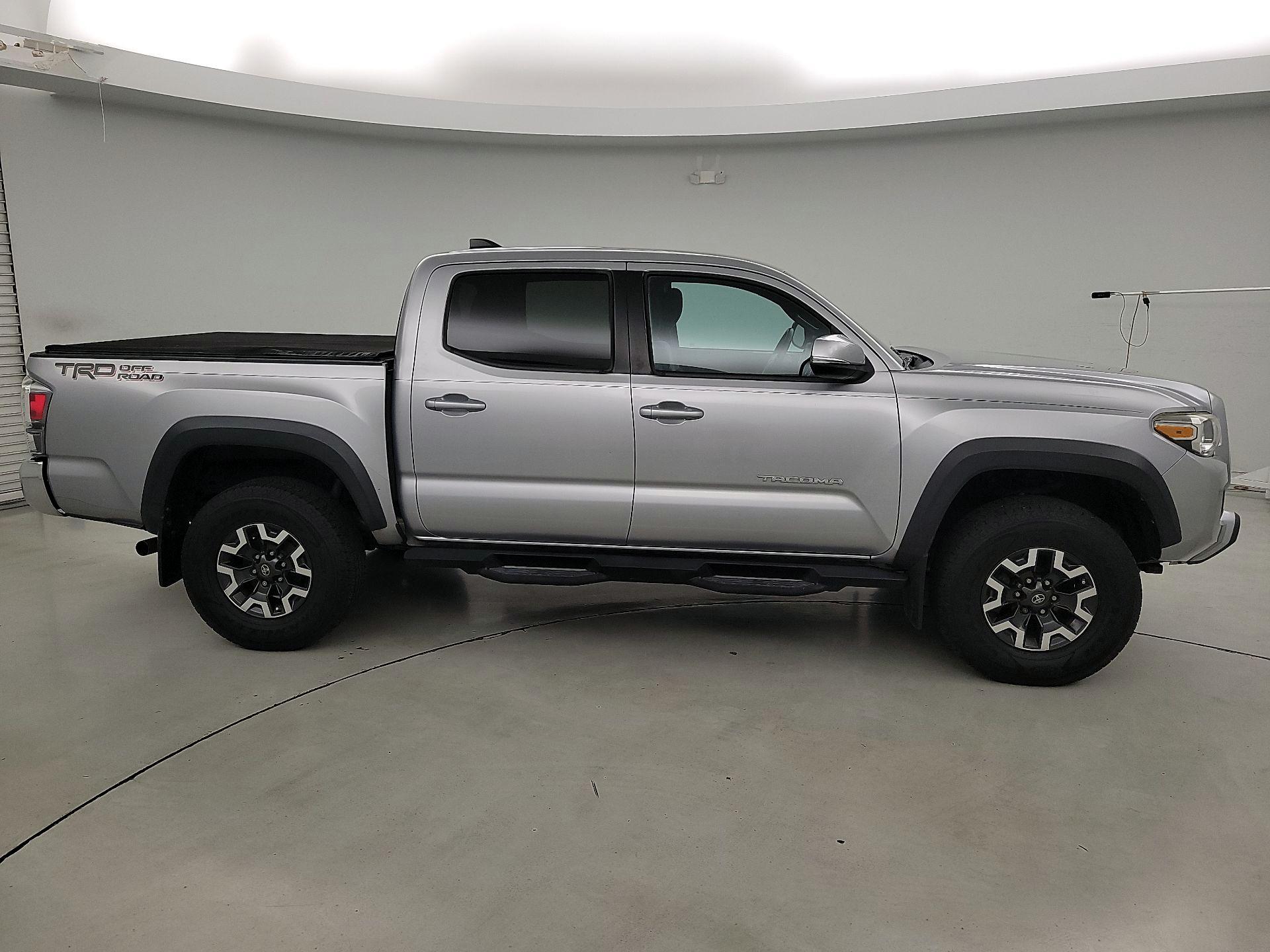Thumbnail: 2020 Toyota Tacoma - 4