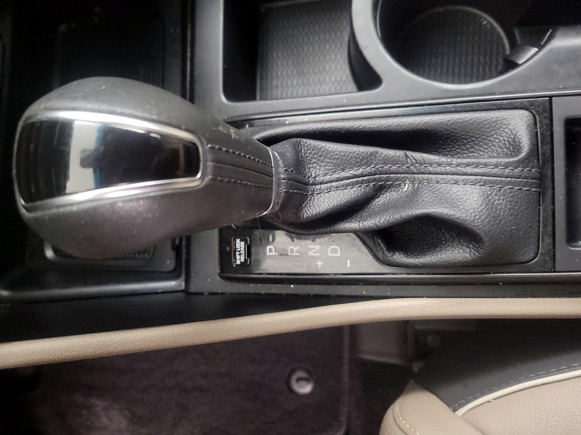 Thumbnail: 2019 Hyundai Tucson - 15