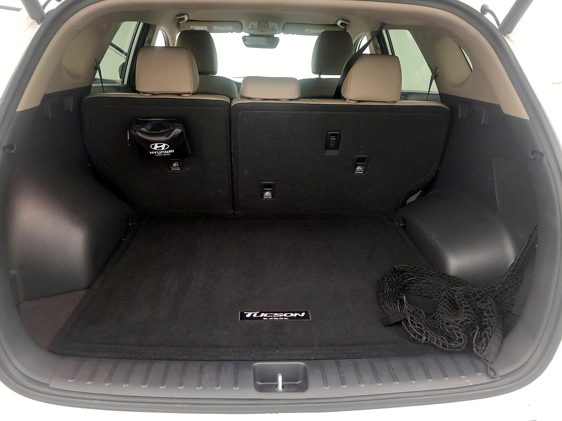 Thumbnail: 2019 Hyundai Tucson - 18