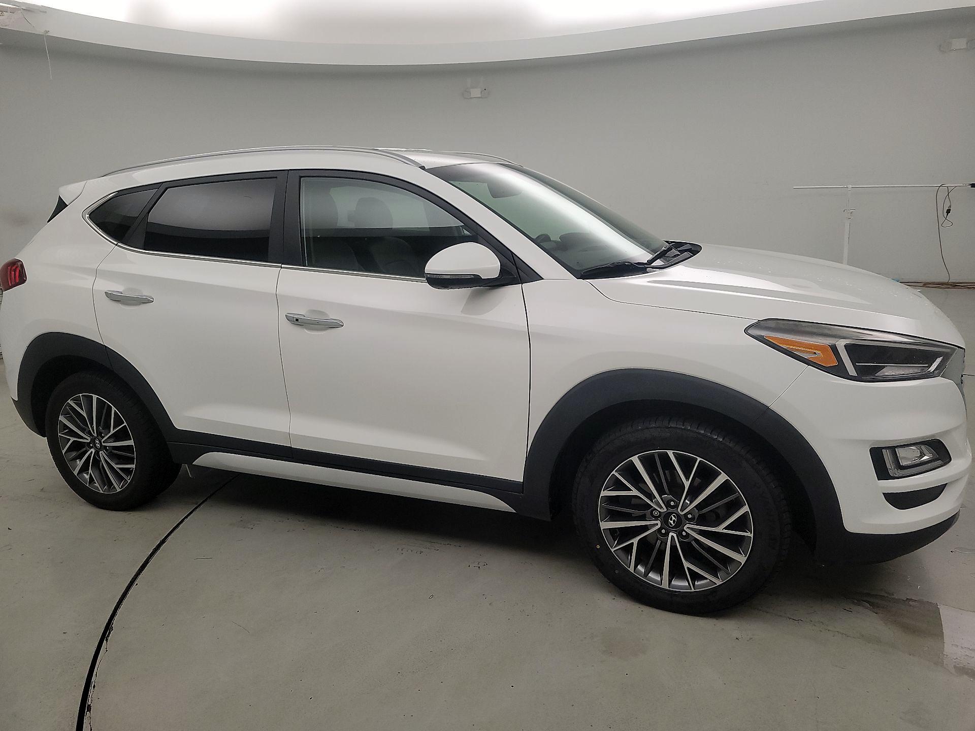 Thumbnail: 2019 Hyundai Tucson - 4