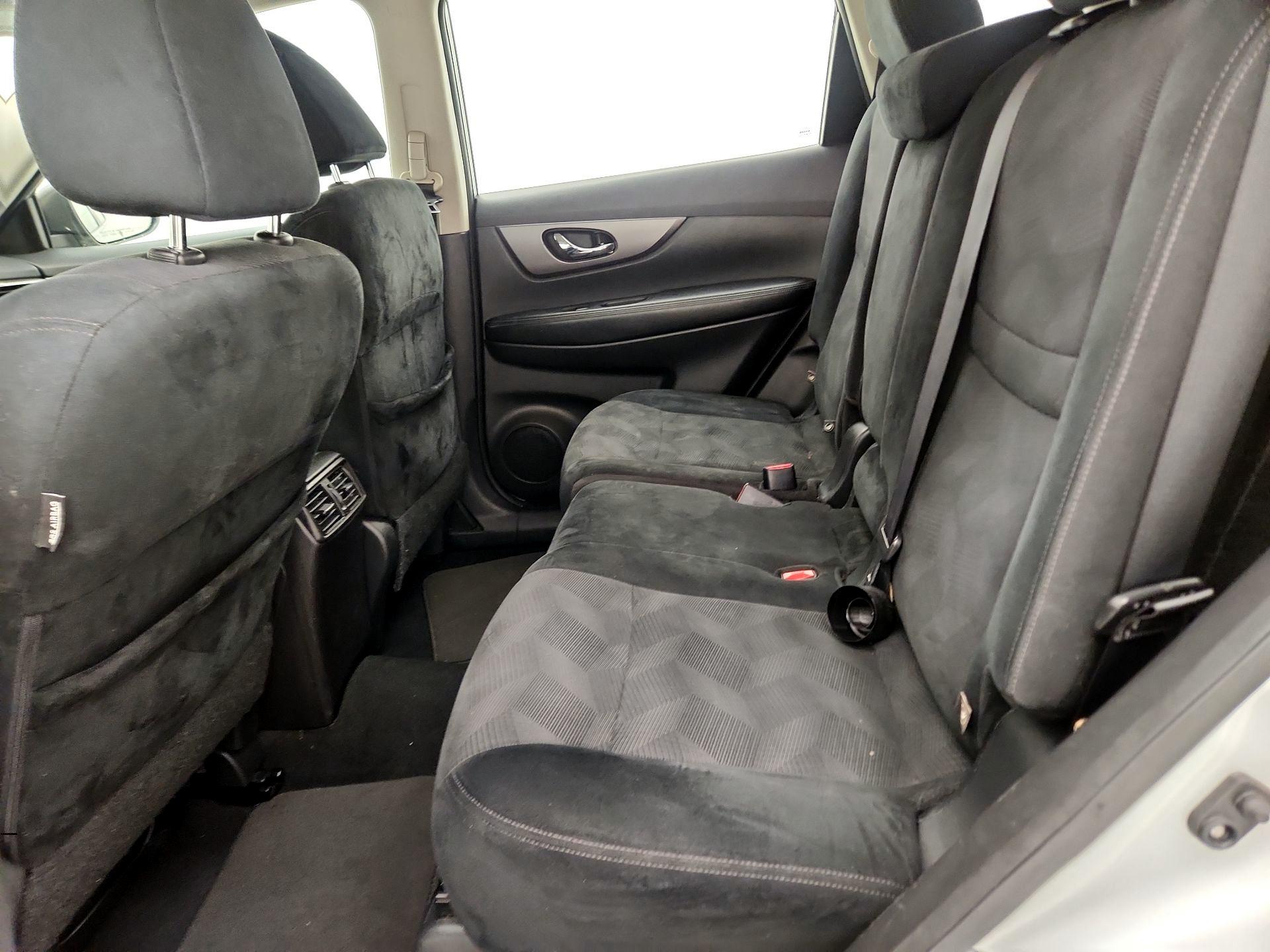 Thumbnail: 2016 Nissan Rogue - 19