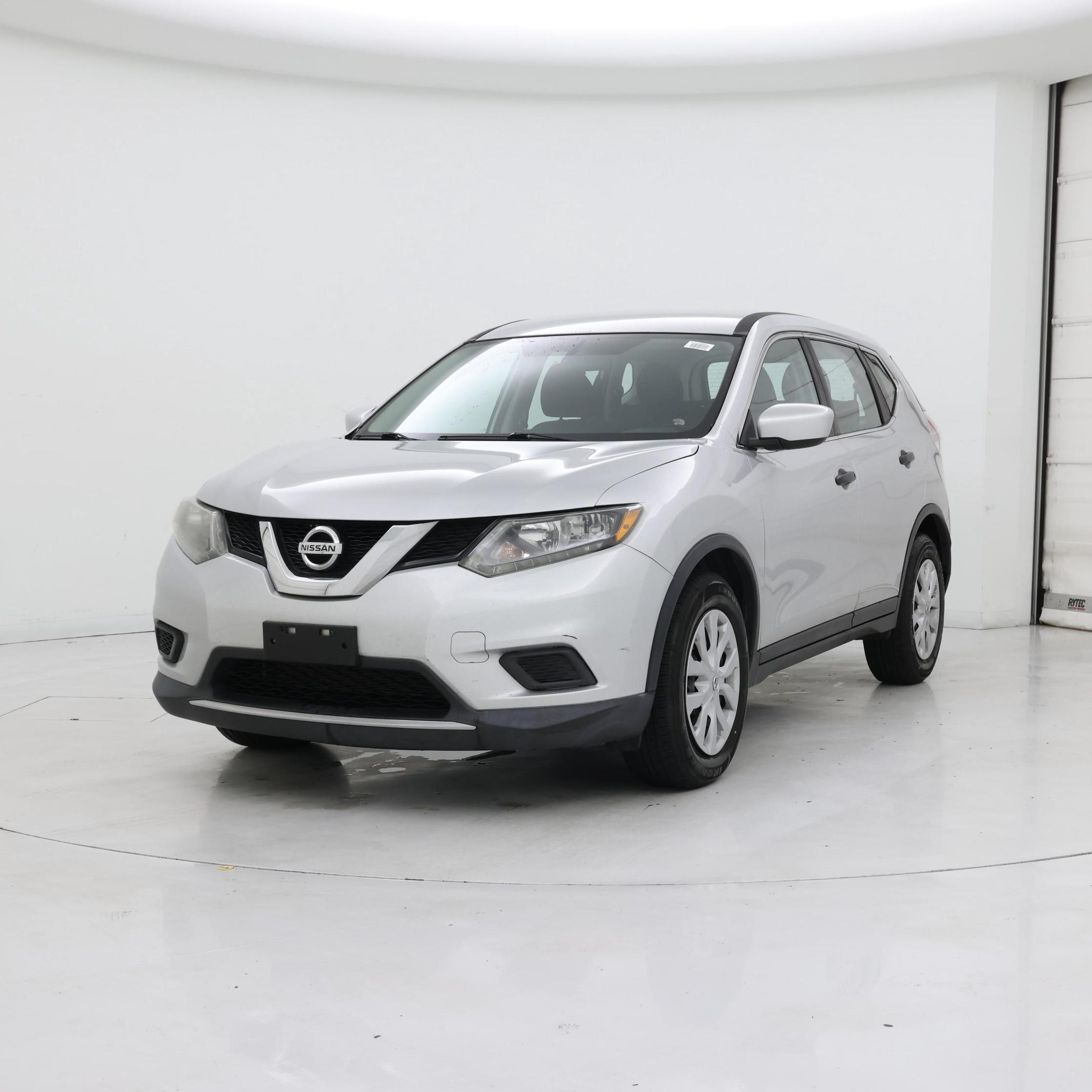 Thumbnail: 2016 Nissan Rogue - 4