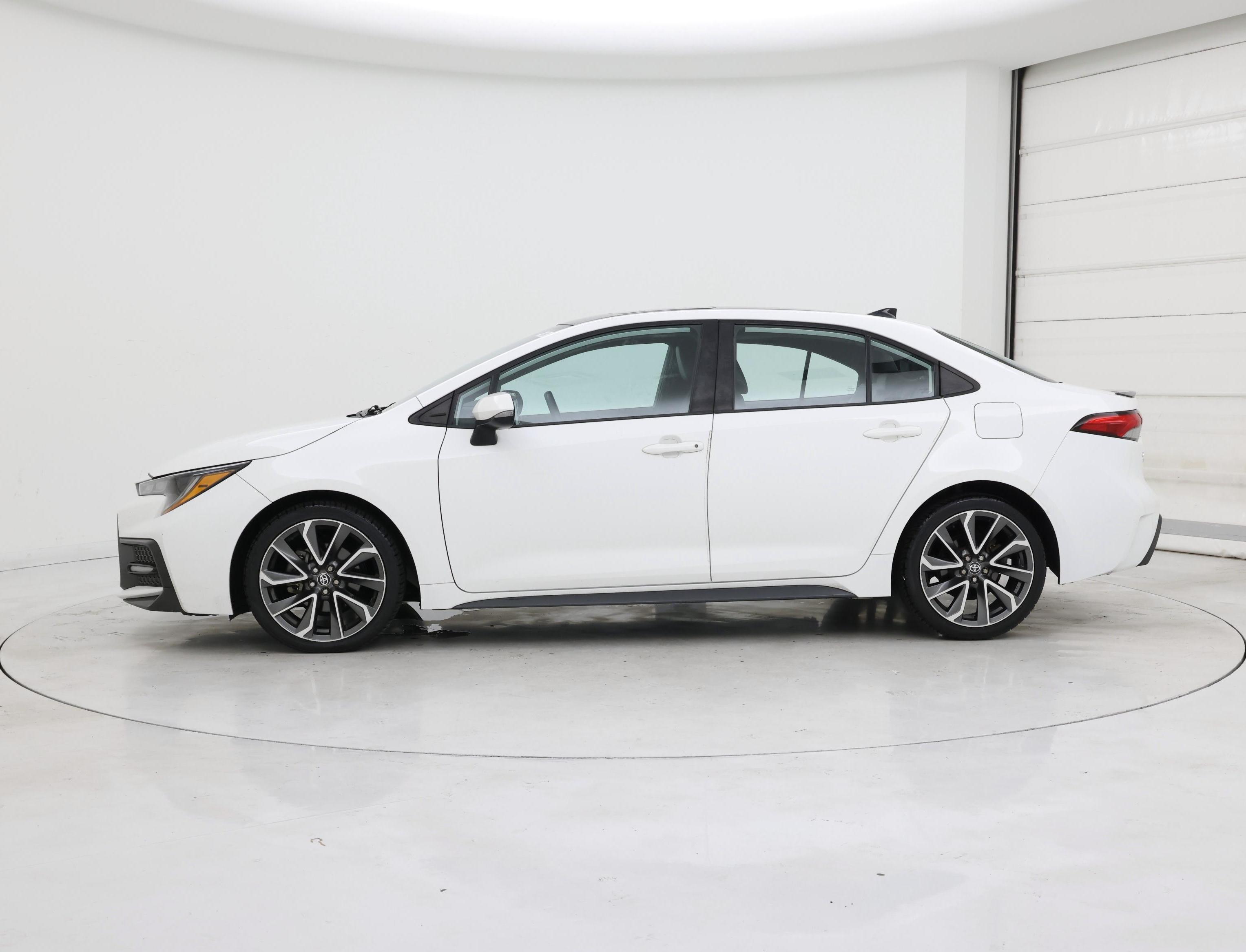 Thumbnail: 2021 Toyota Corolla - 3