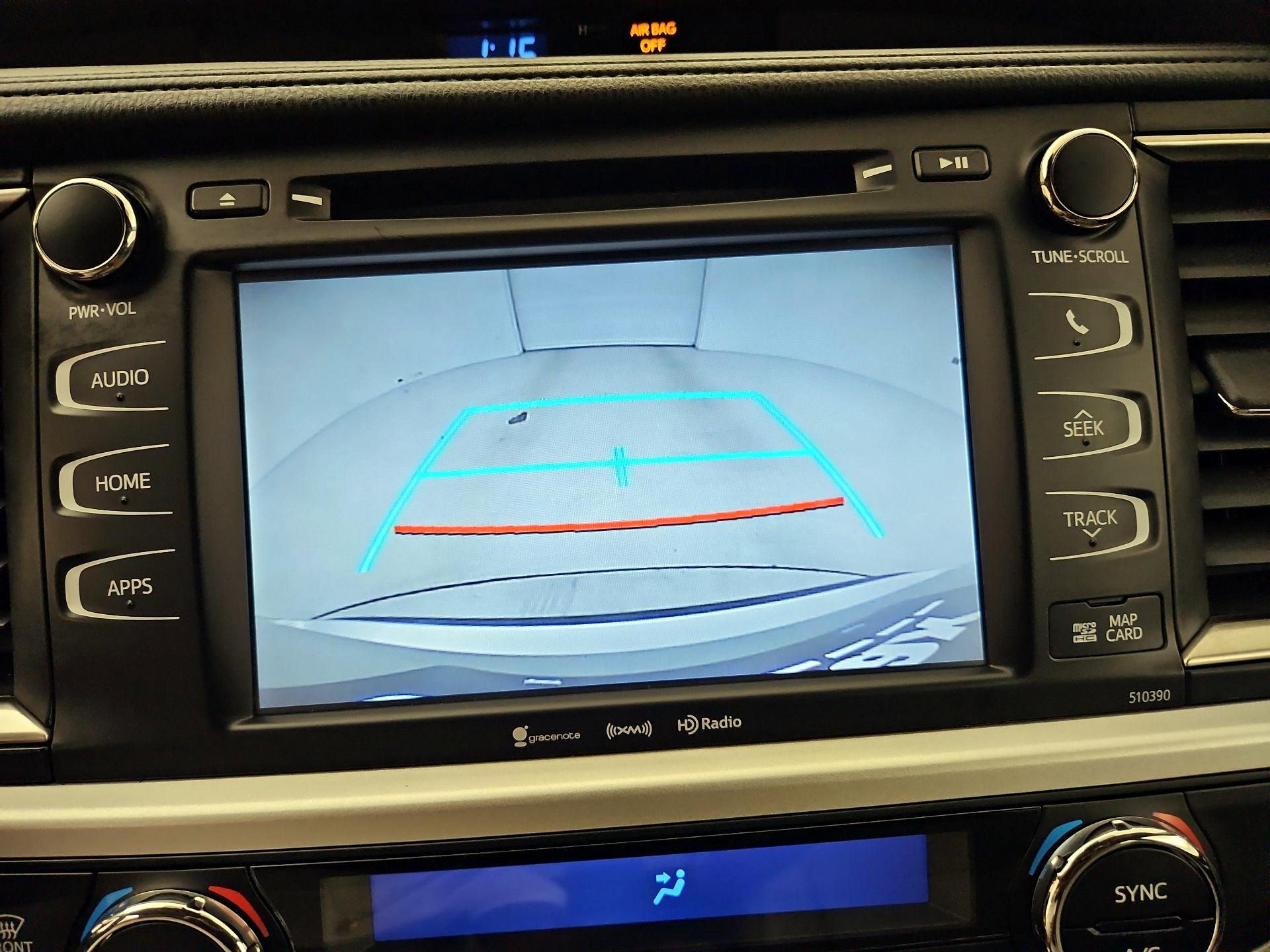 Thumbnail: 2019 Toyota Highlander - 14