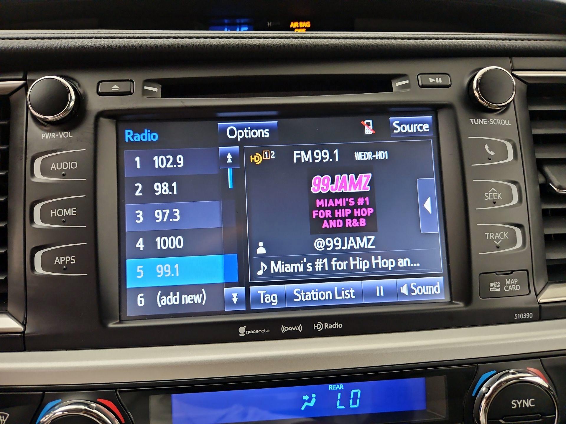 Thumbnail: 2019 Toyota Highlander - 15