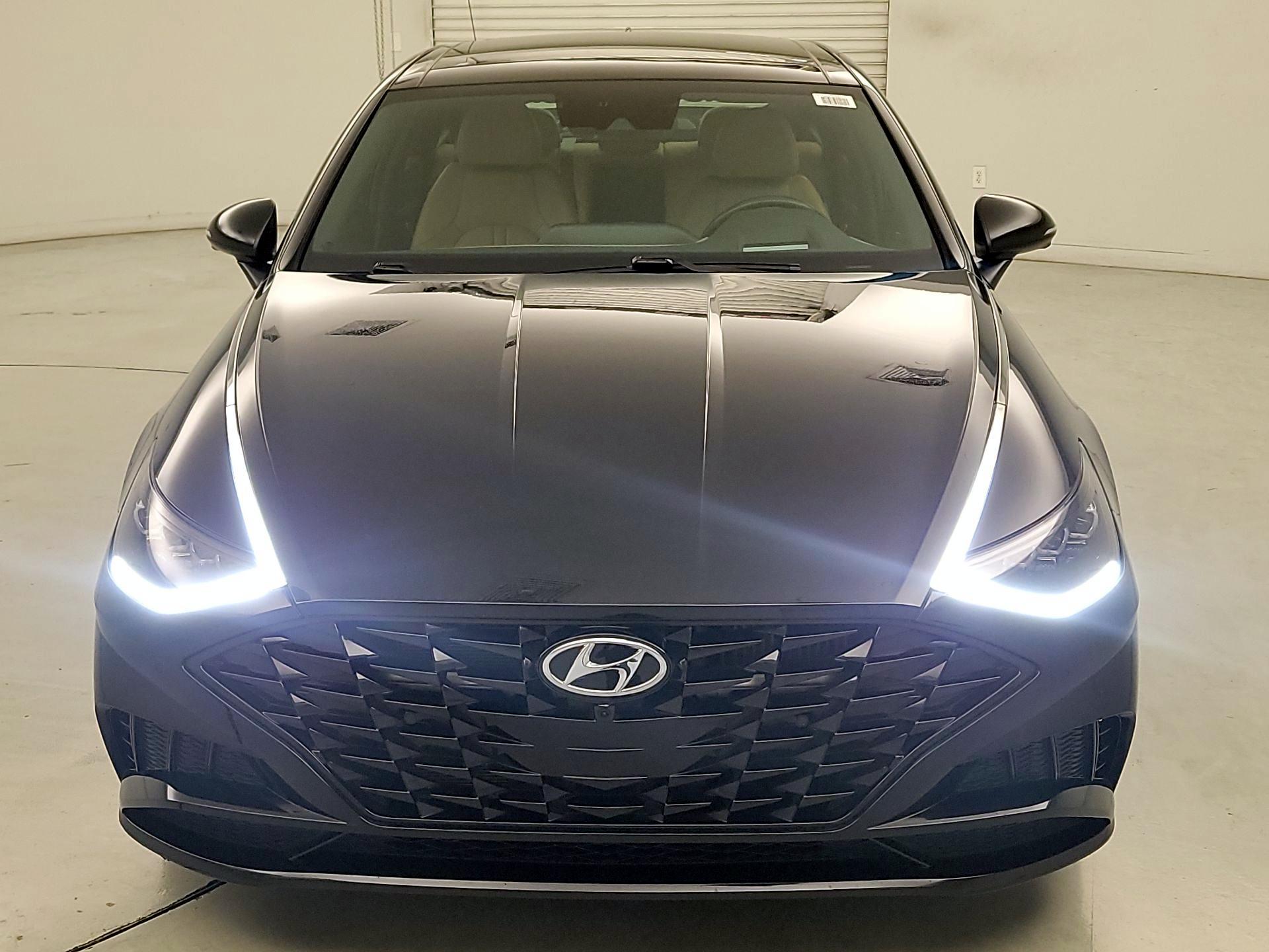Thumbnail: 2022 Hyundai Sonata - 2