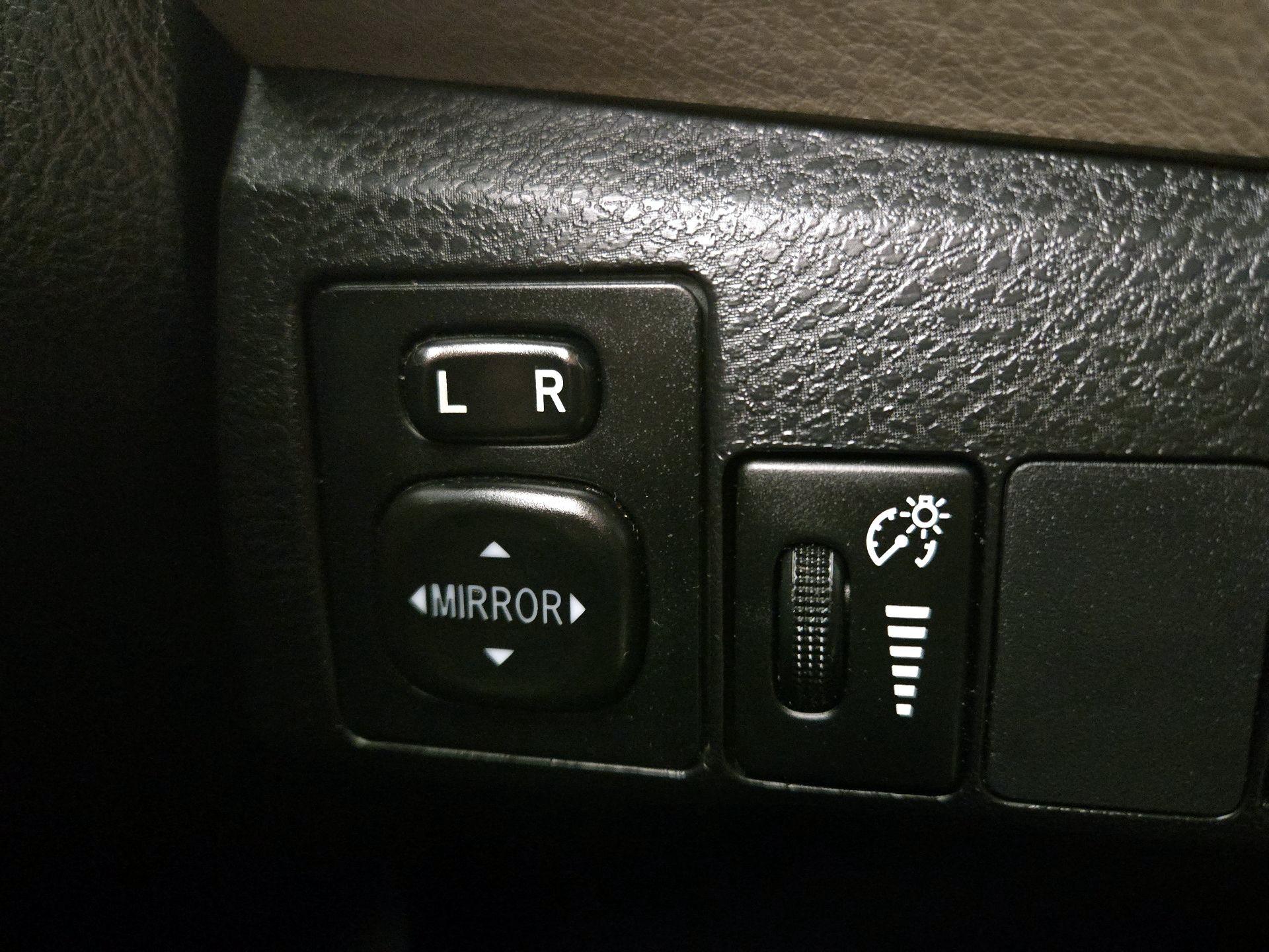 Thumbnail: 2016 Toyota Corolla - 13