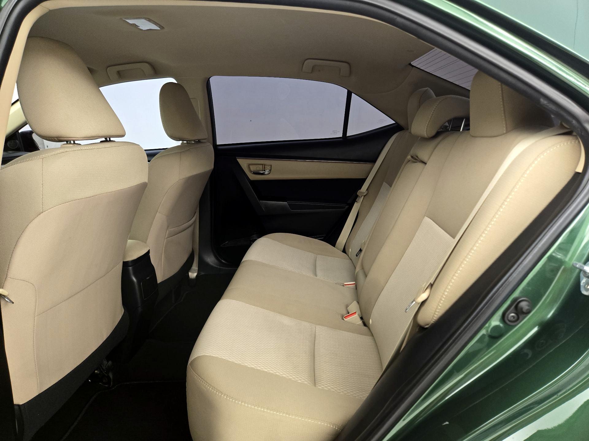 Thumbnail: 2016 Toyota Corolla - 19