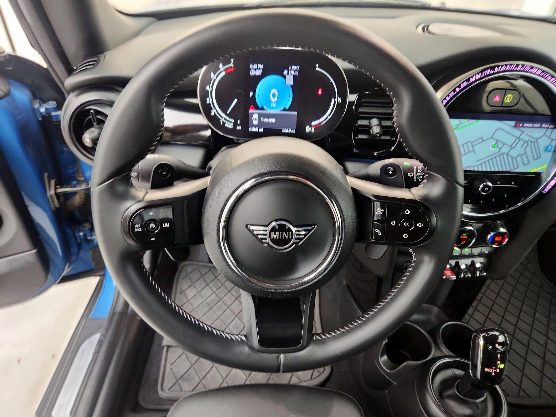Thumbnail: 2022 MINI Cooper - 10