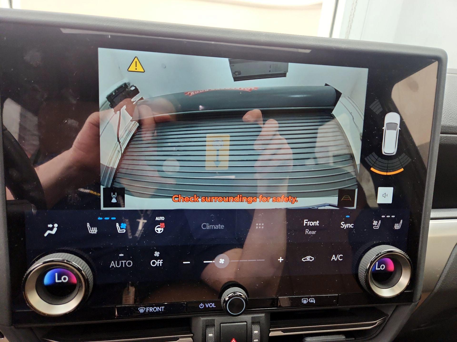 Thumbnail: 2024 Lexus GX - 15