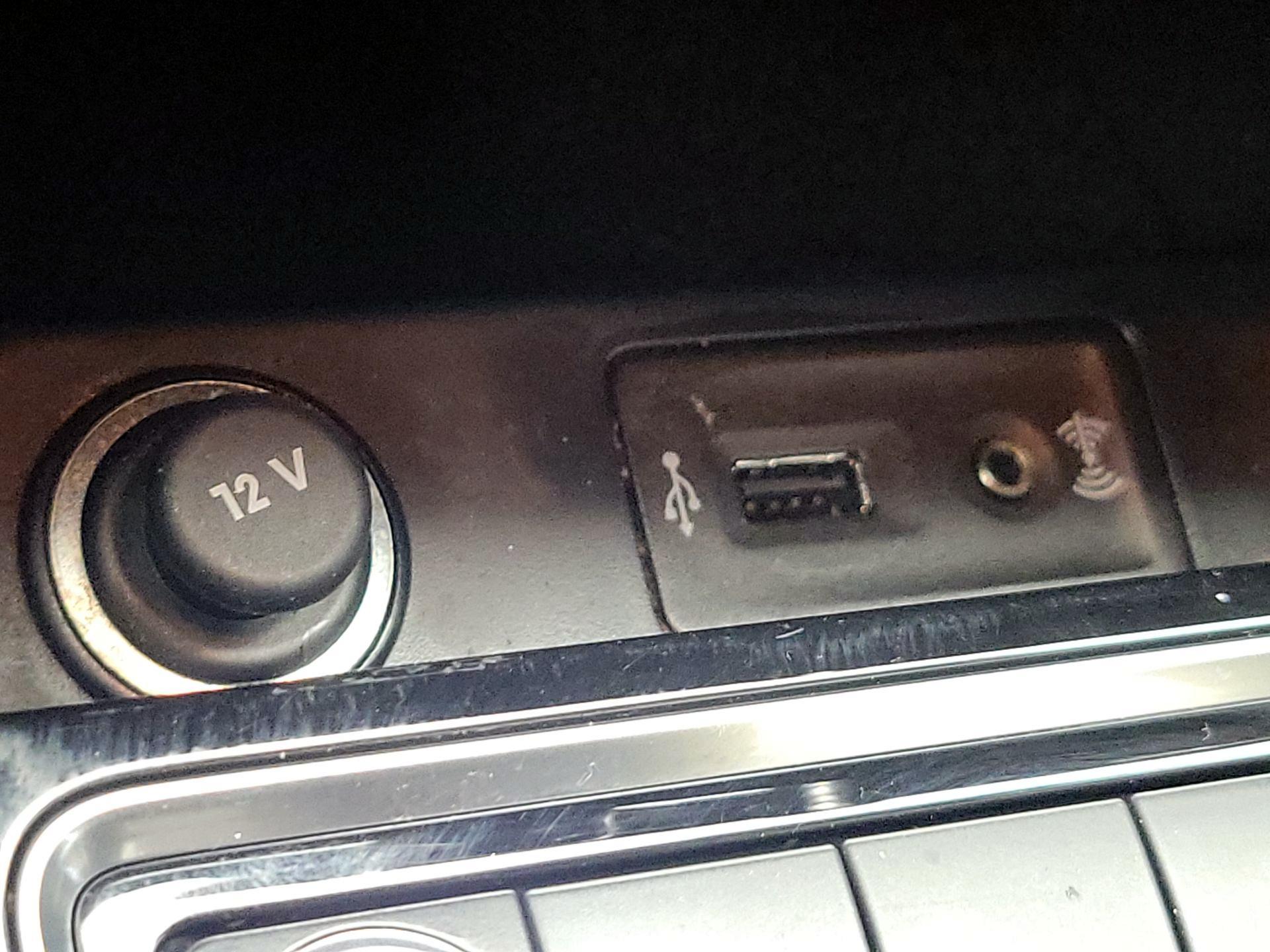 Thumbnail: 2016 Volkswagen Jetta - 19