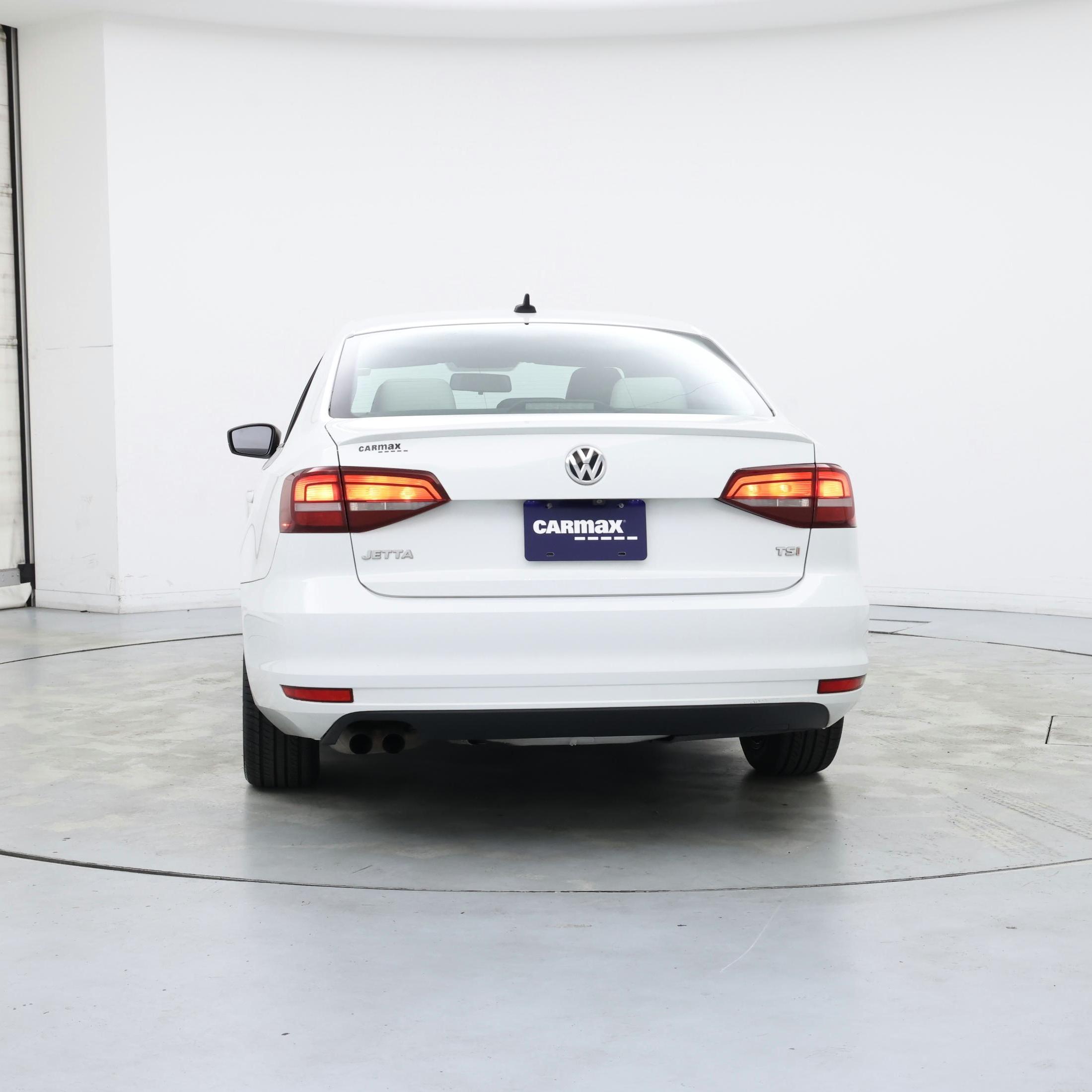 Thumbnail: 2016 Volkswagen Jetta - 6