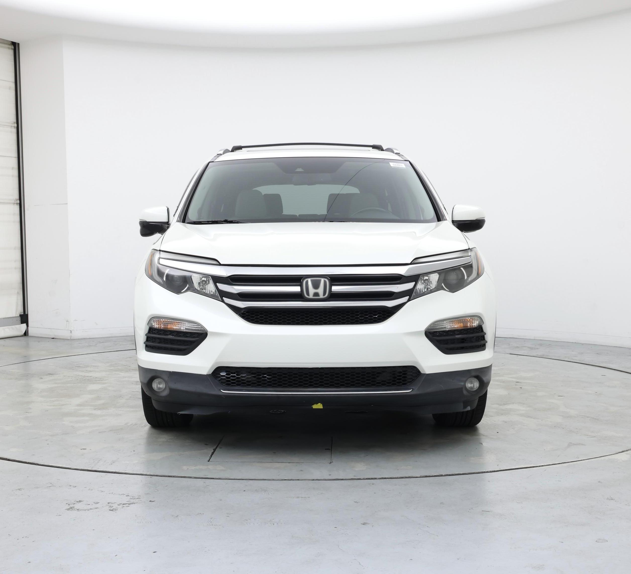 Thumbnail: 2017 Honda Pilot - 5
