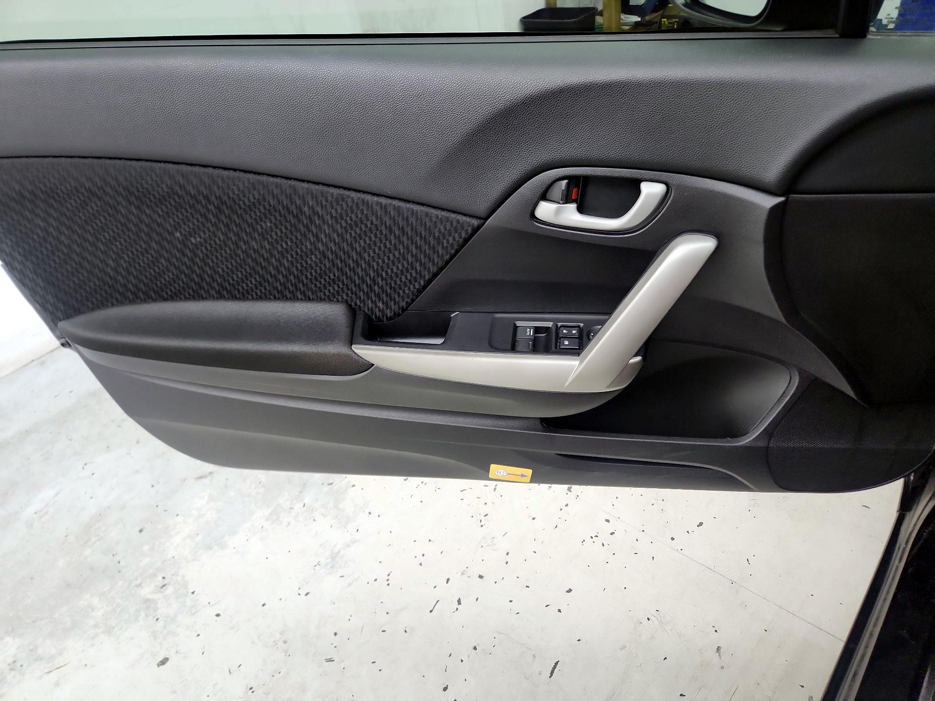 Thumbnail: 2015 Honda Civic - 12