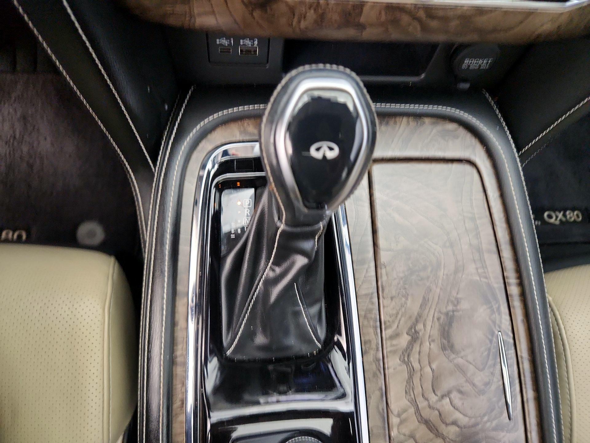 Thumbnail: 2021 INFINITI QX80 - 18